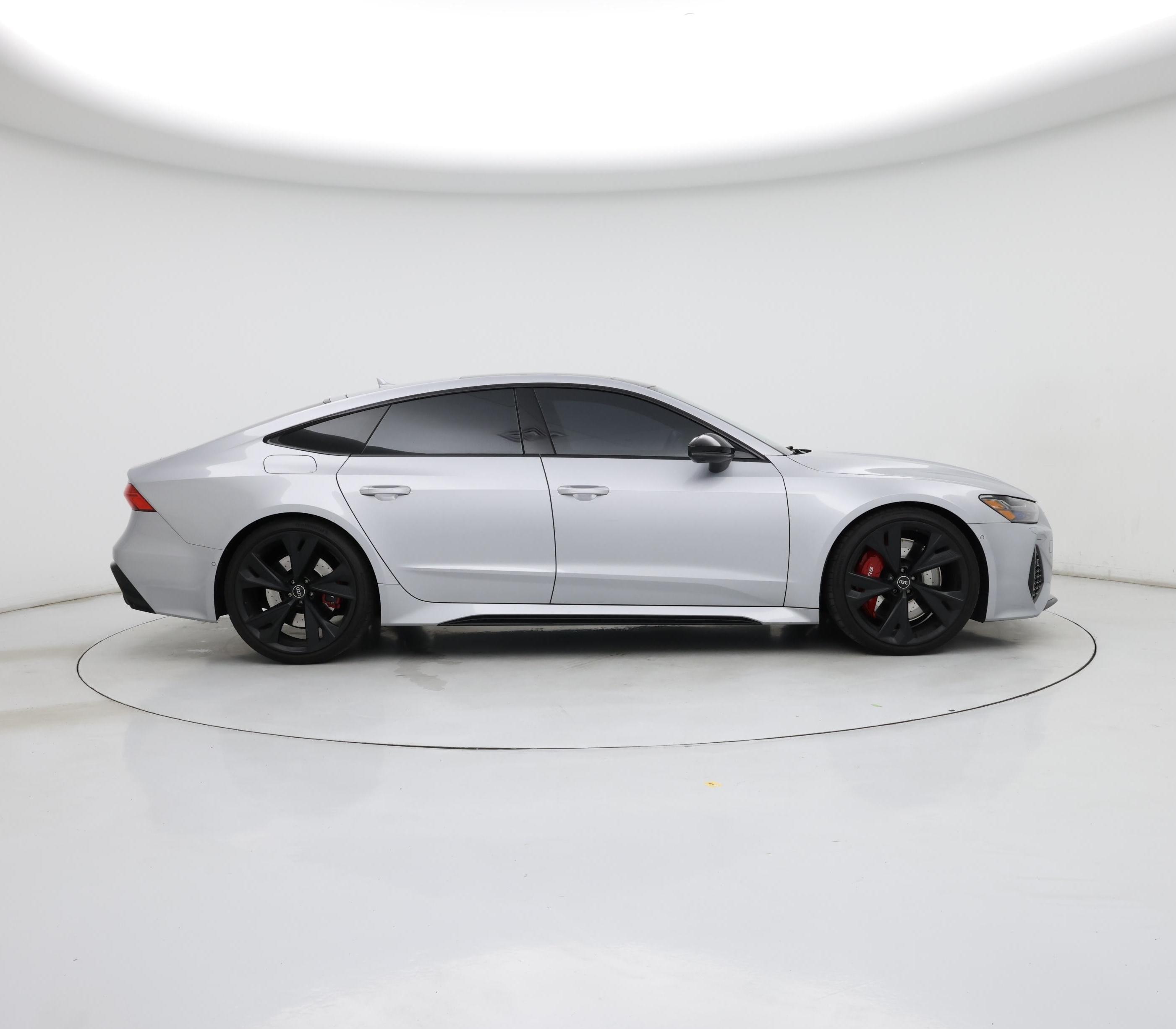 Thumbnail: 2021 Audi RS 7 - 7