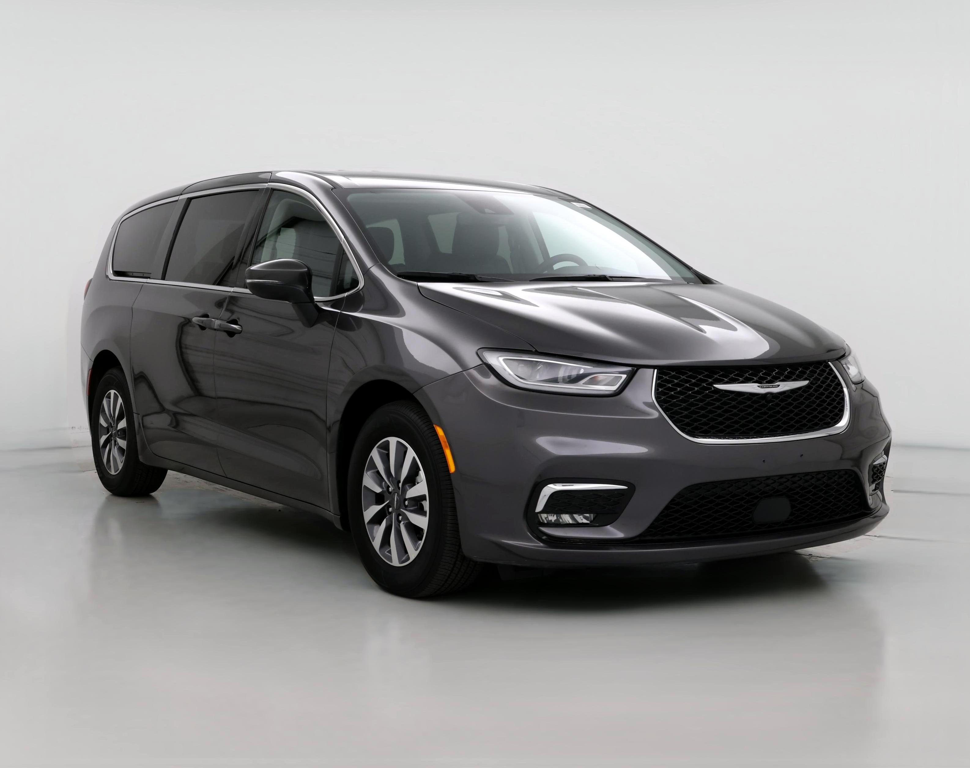 Thumbnail: 2023 Chrysler Pacifica - 1