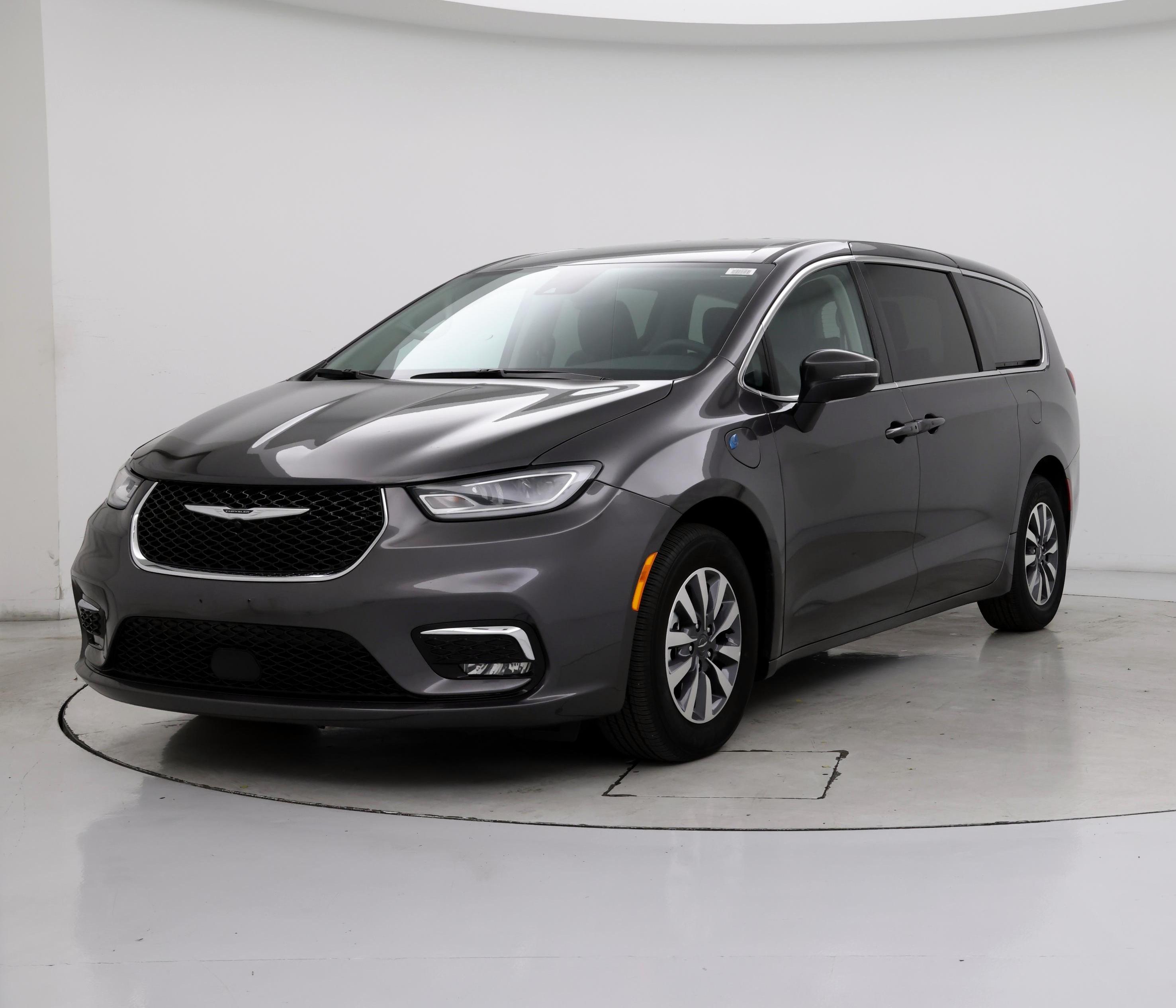 Thumbnail: 2023 Chrysler Pacifica - 4