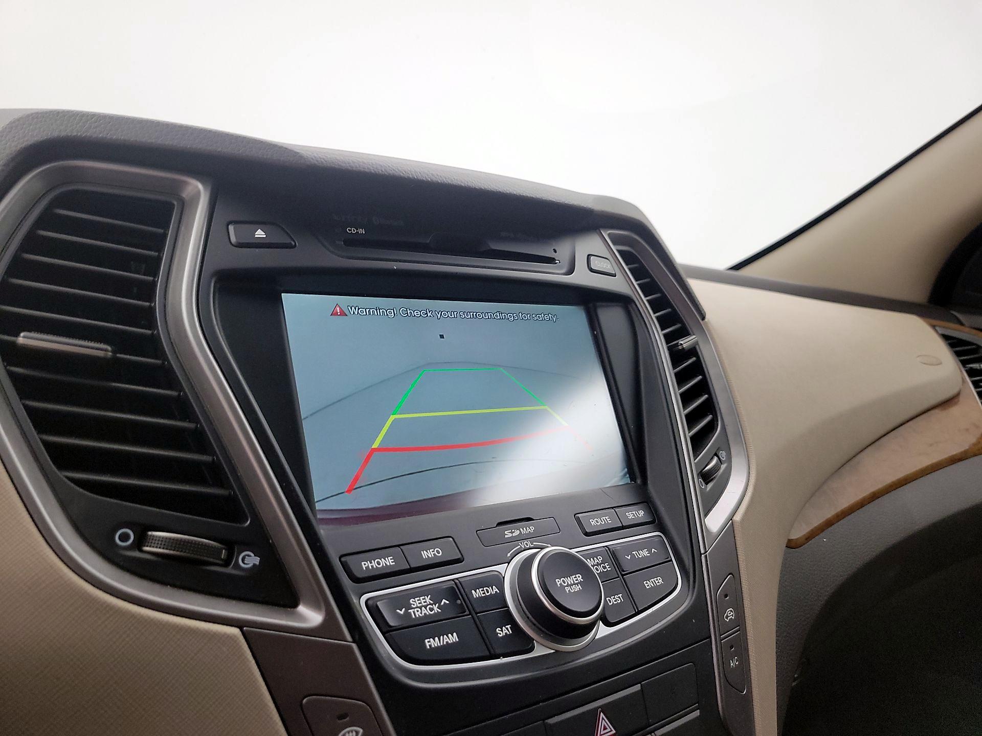 Thumbnail: 2016 Hyundai Santa Fe - 14