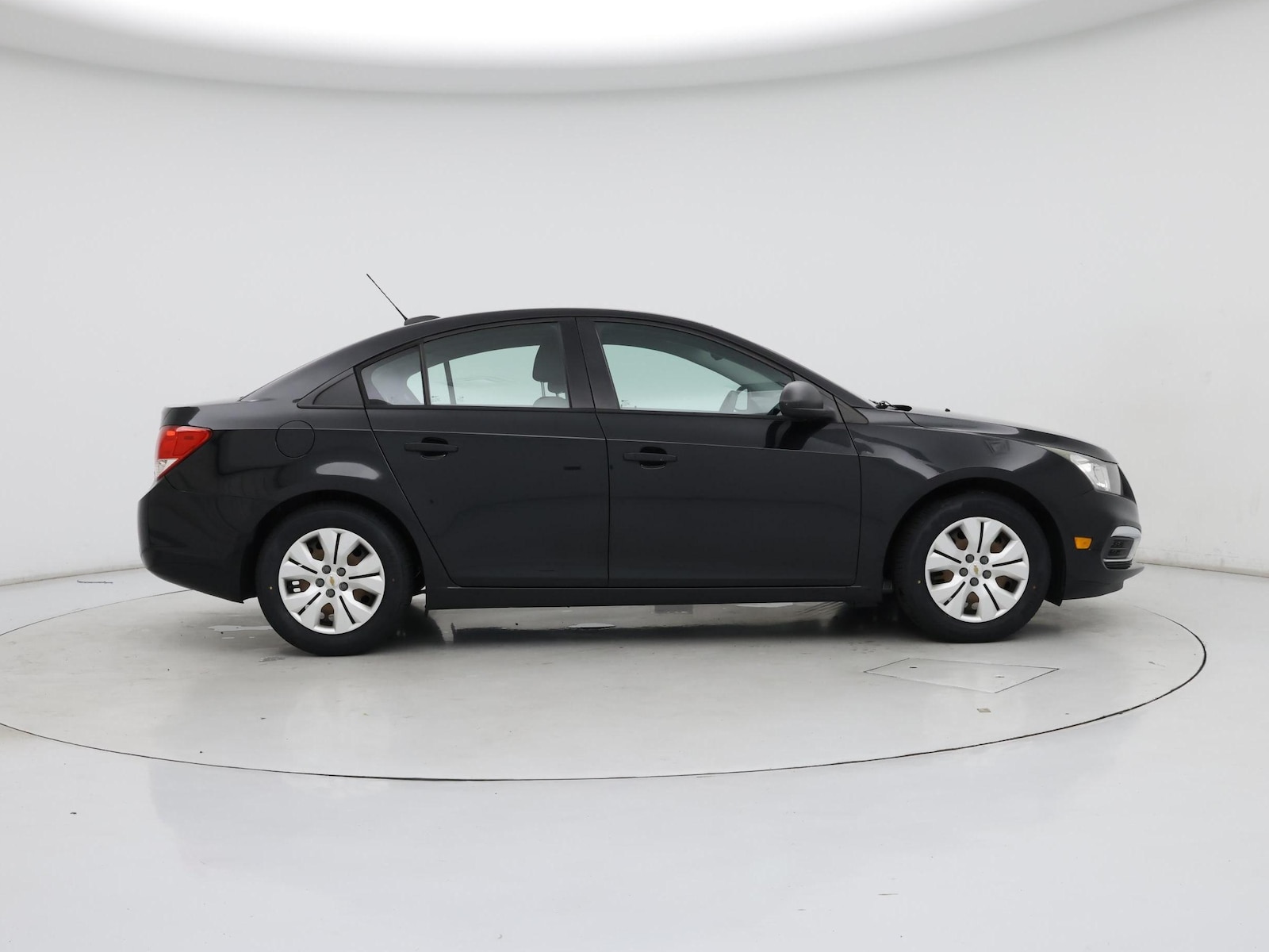 Image 8 of 2016 Chevrolet Cruze Limited LS