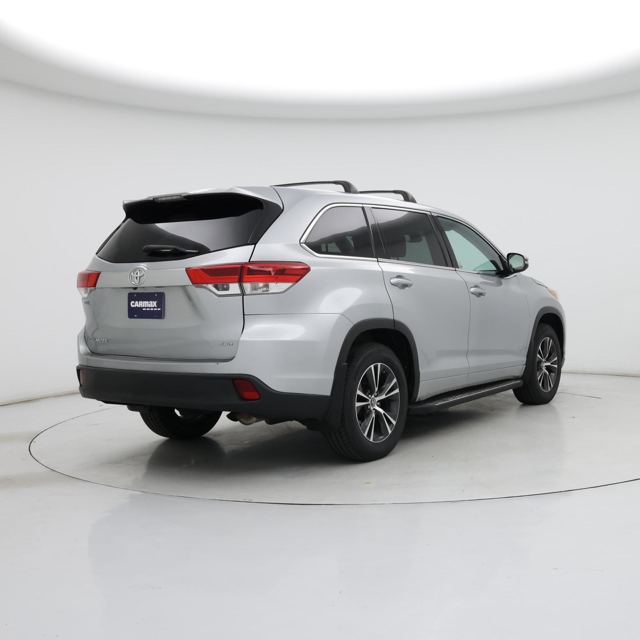 Thumbnail: 2018 Toyota Highlander - 8