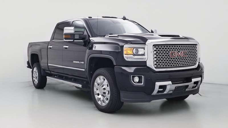 2017 GMC Sierra 2500 Denali Hero Image