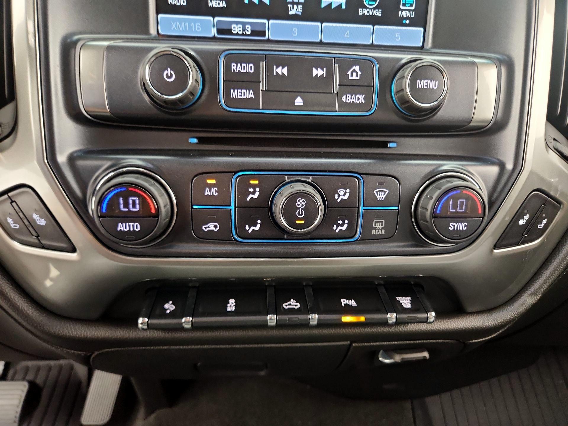 Thumbnail: 2019 Chevrolet Silverado 3500 - 17