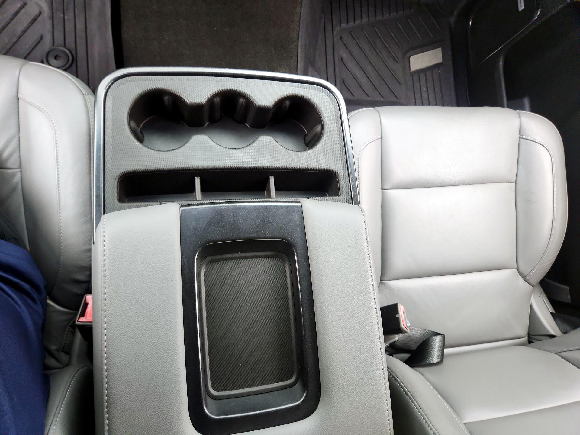 Thumbnail: 2019 Chevrolet Silverado 3500 - 18