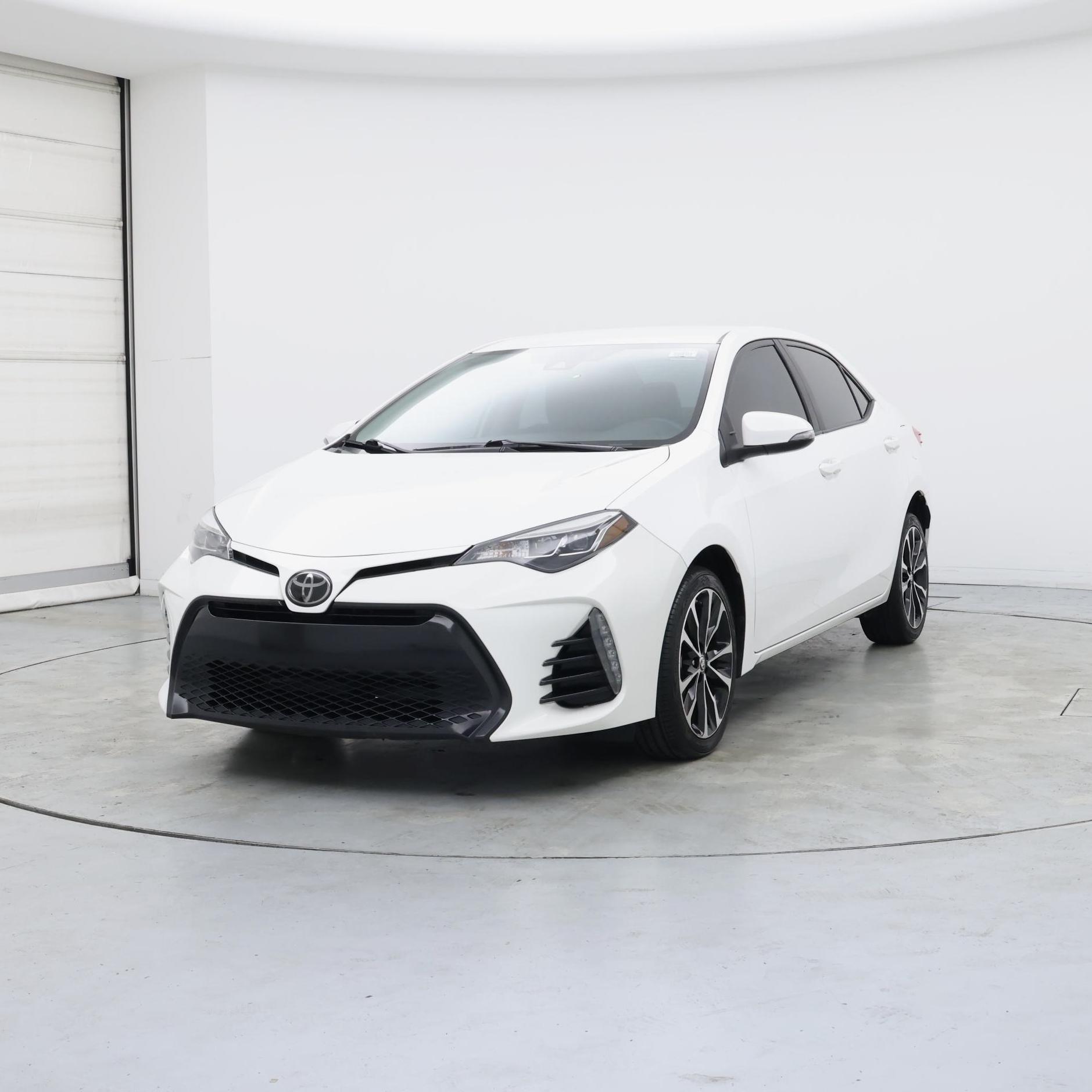 Thumbnail: 2018 Toyota Corolla - 4