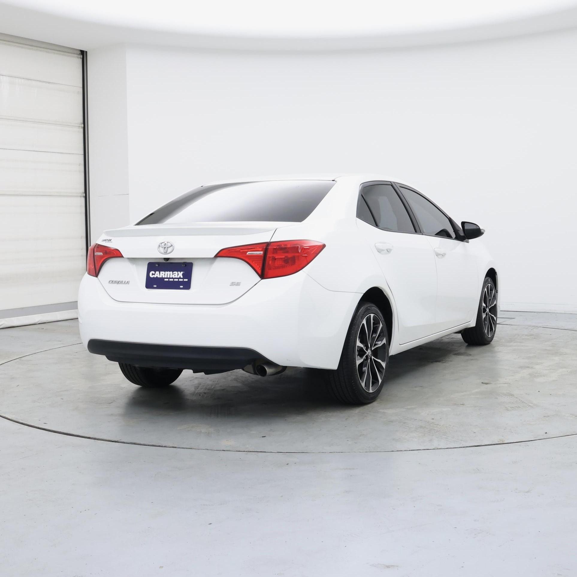 Thumbnail: 2018 Toyota Corolla - 8