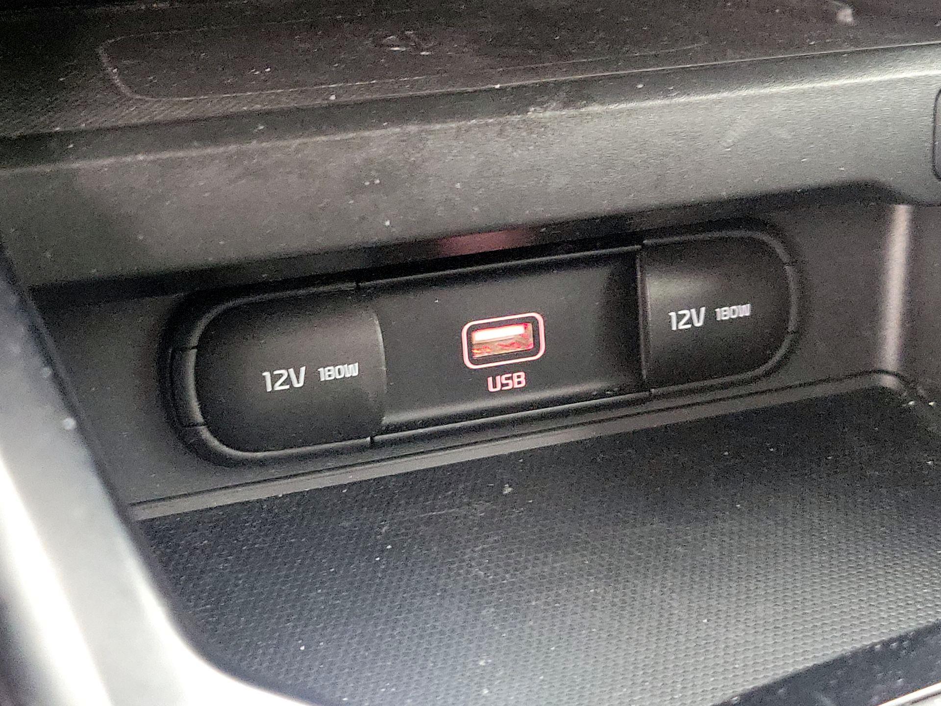 Thumbnail: 2020 Kia Soul - 18