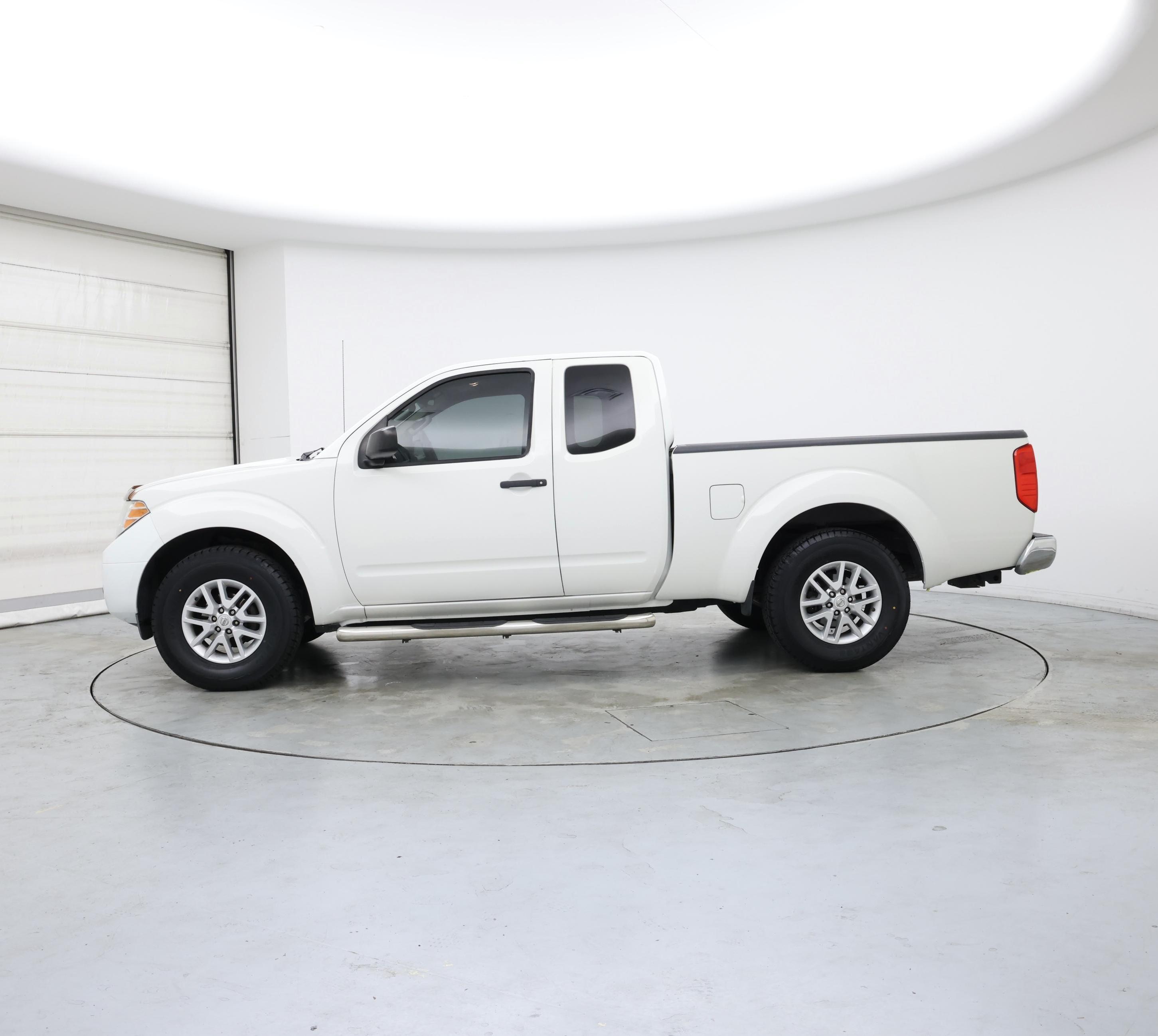 Thumbnail: 2015 Nissan Frontier - 3