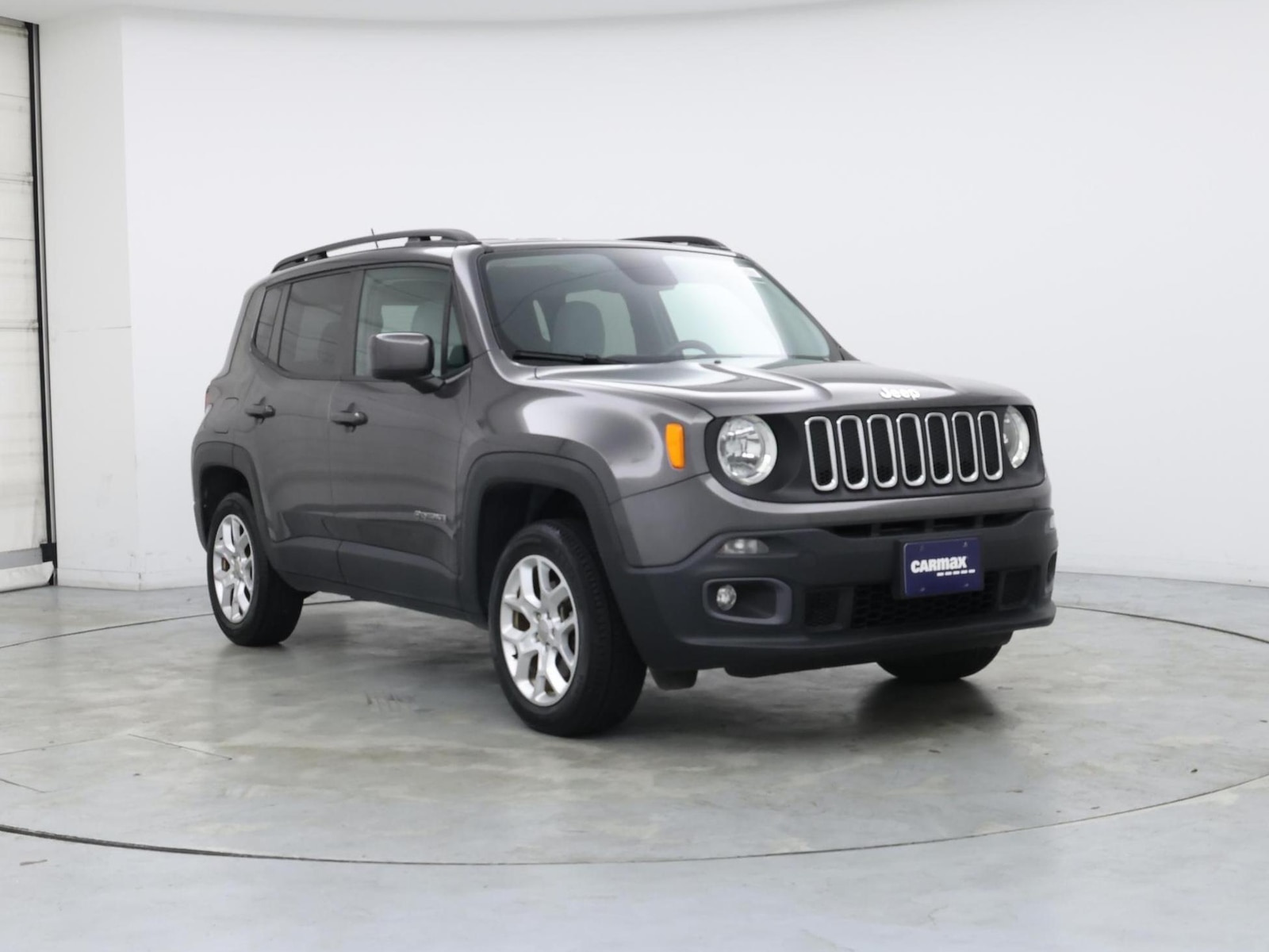 Image 2 of 2016 Jeep Renegade Latitude