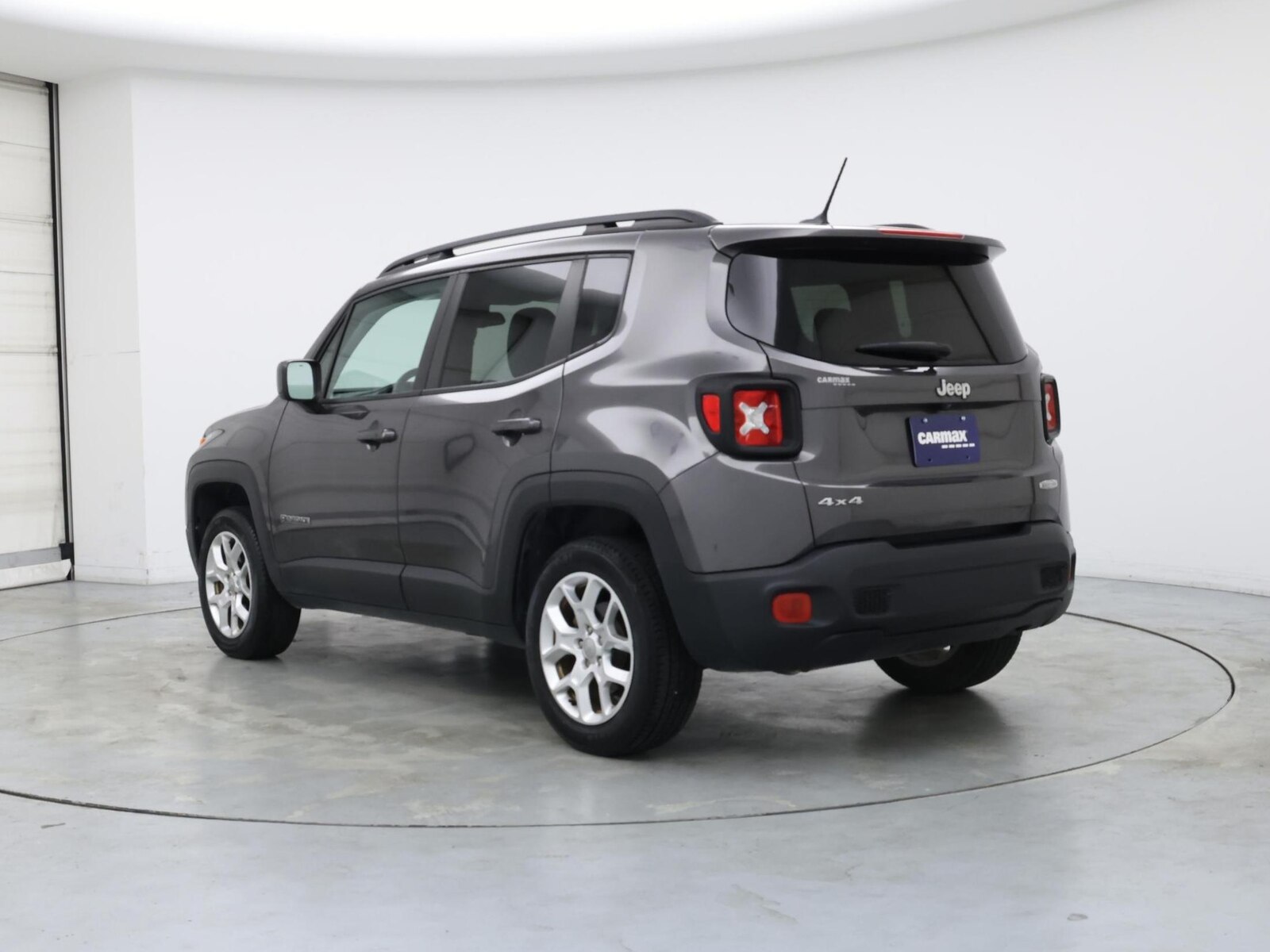 Image 3 of 2016 Jeep Renegade Latitude