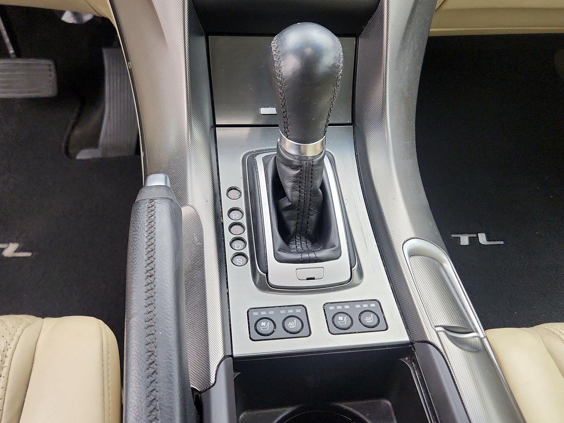 Thumbnail: 2014 Acura TL - 18