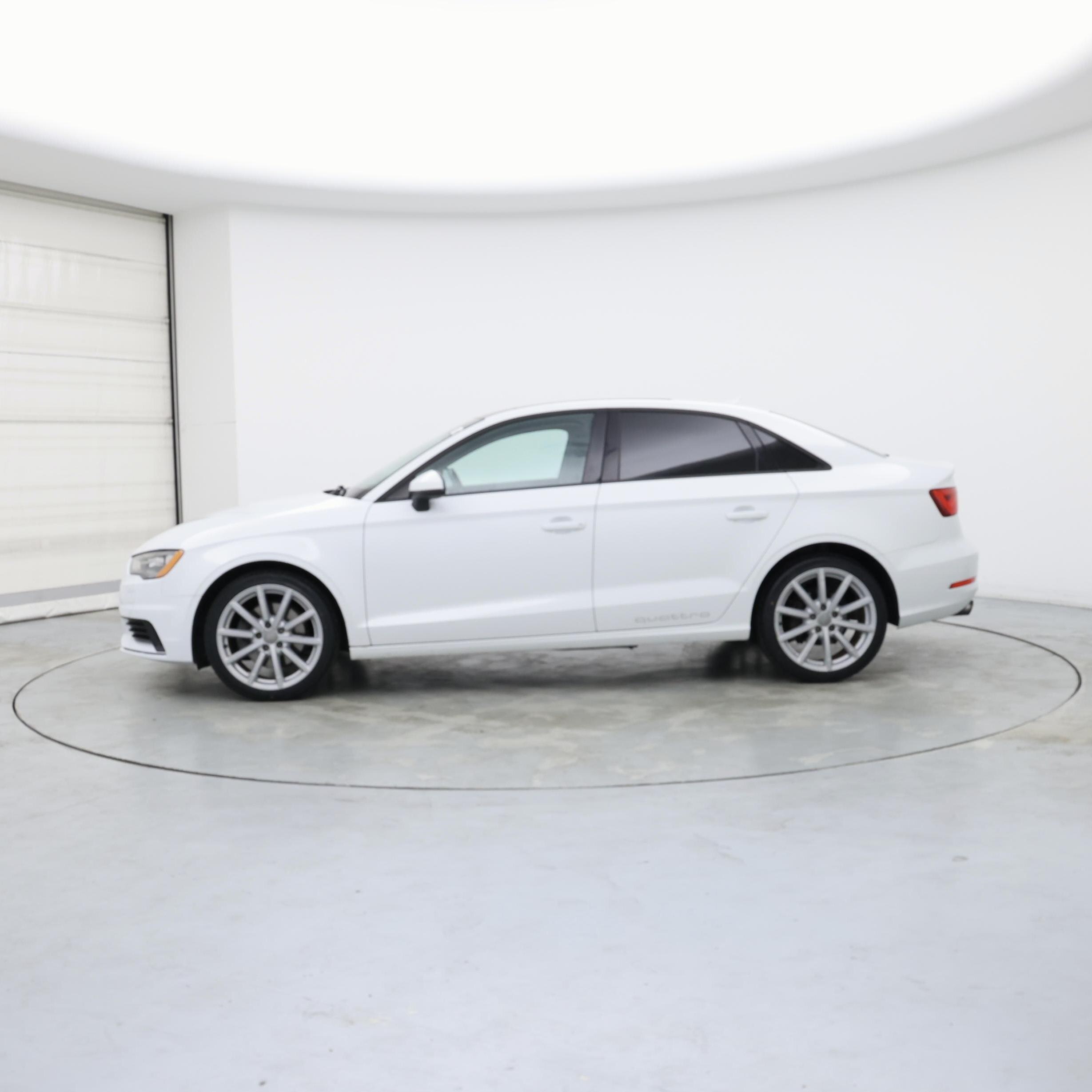 Thumbnail: 2016 Audi A3 - 3
