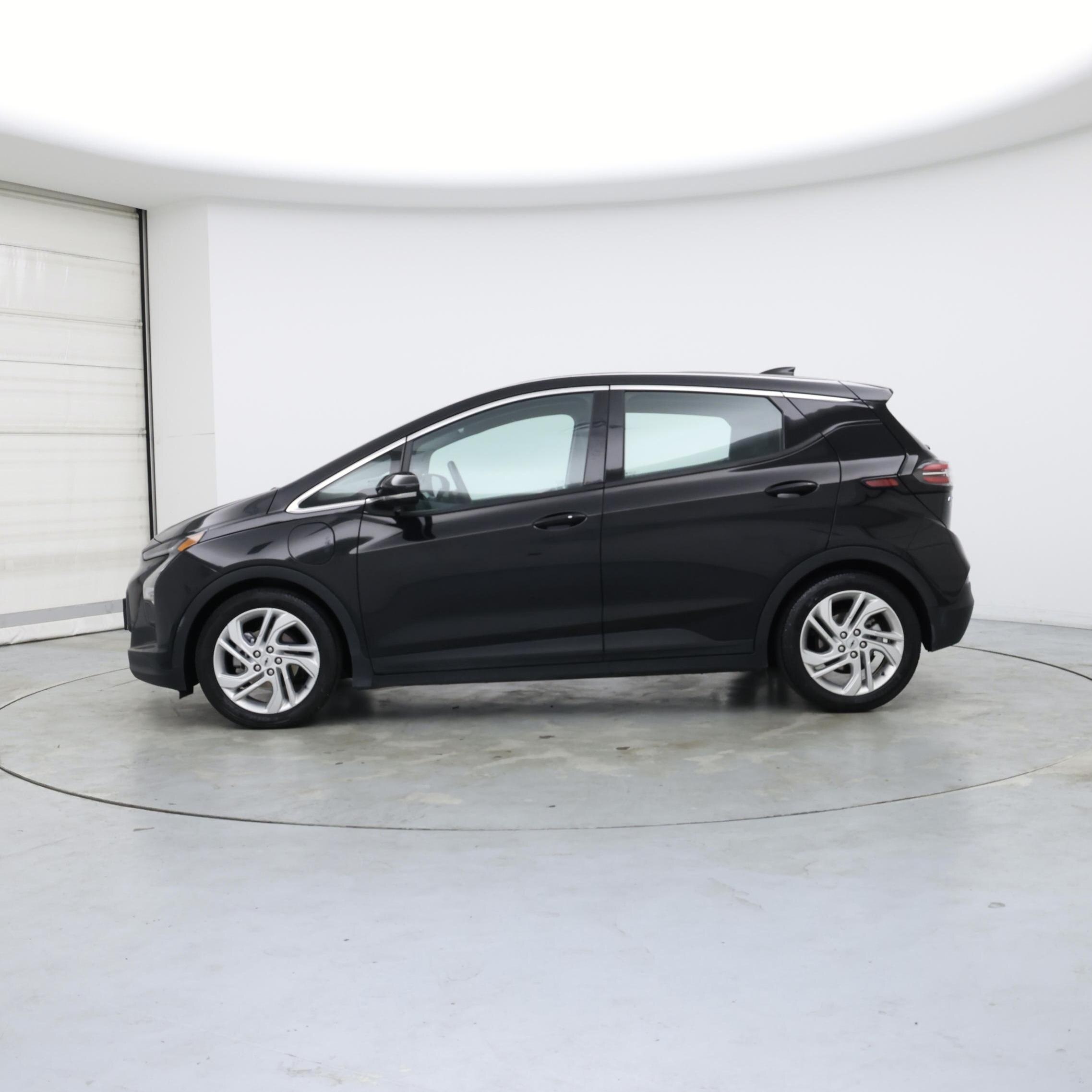 Thumbnail: 2022 Chevrolet Bolt EV - 3