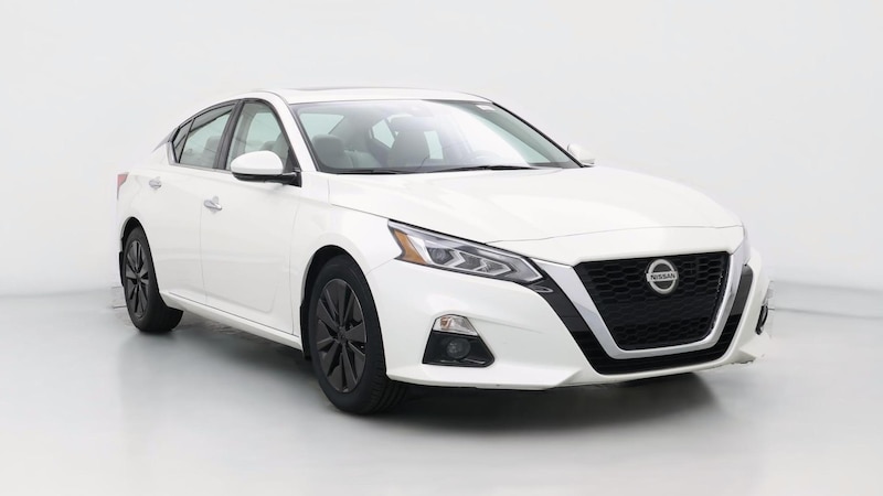 2019 Nissan Altima SV Hero Image