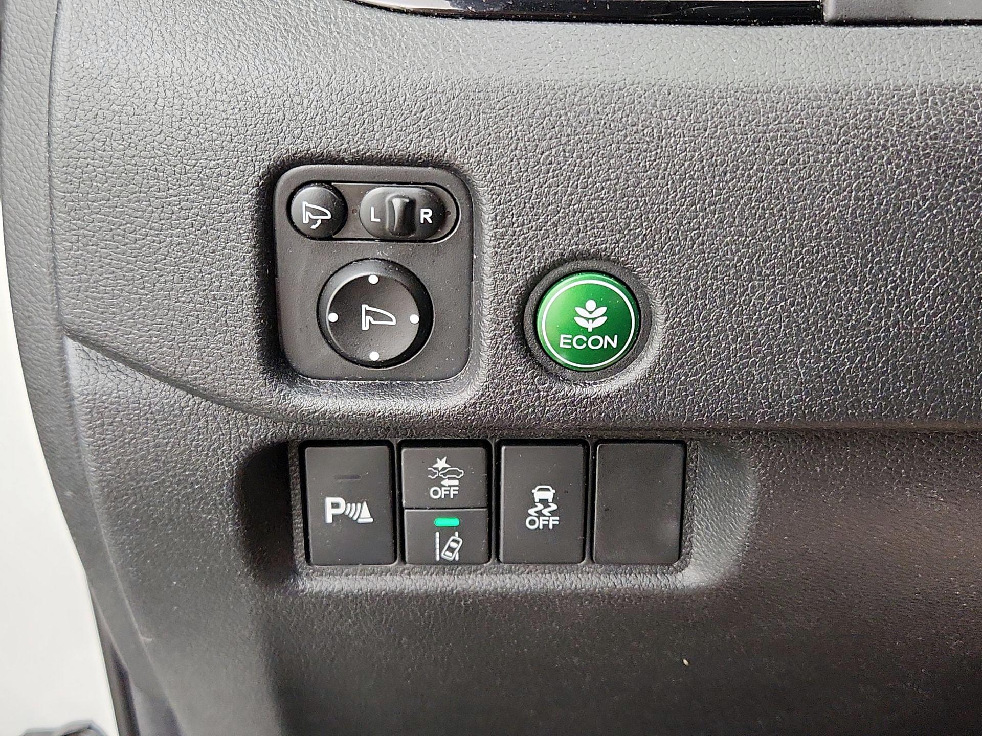 Thumbnail: 2019 Honda Passport - 13