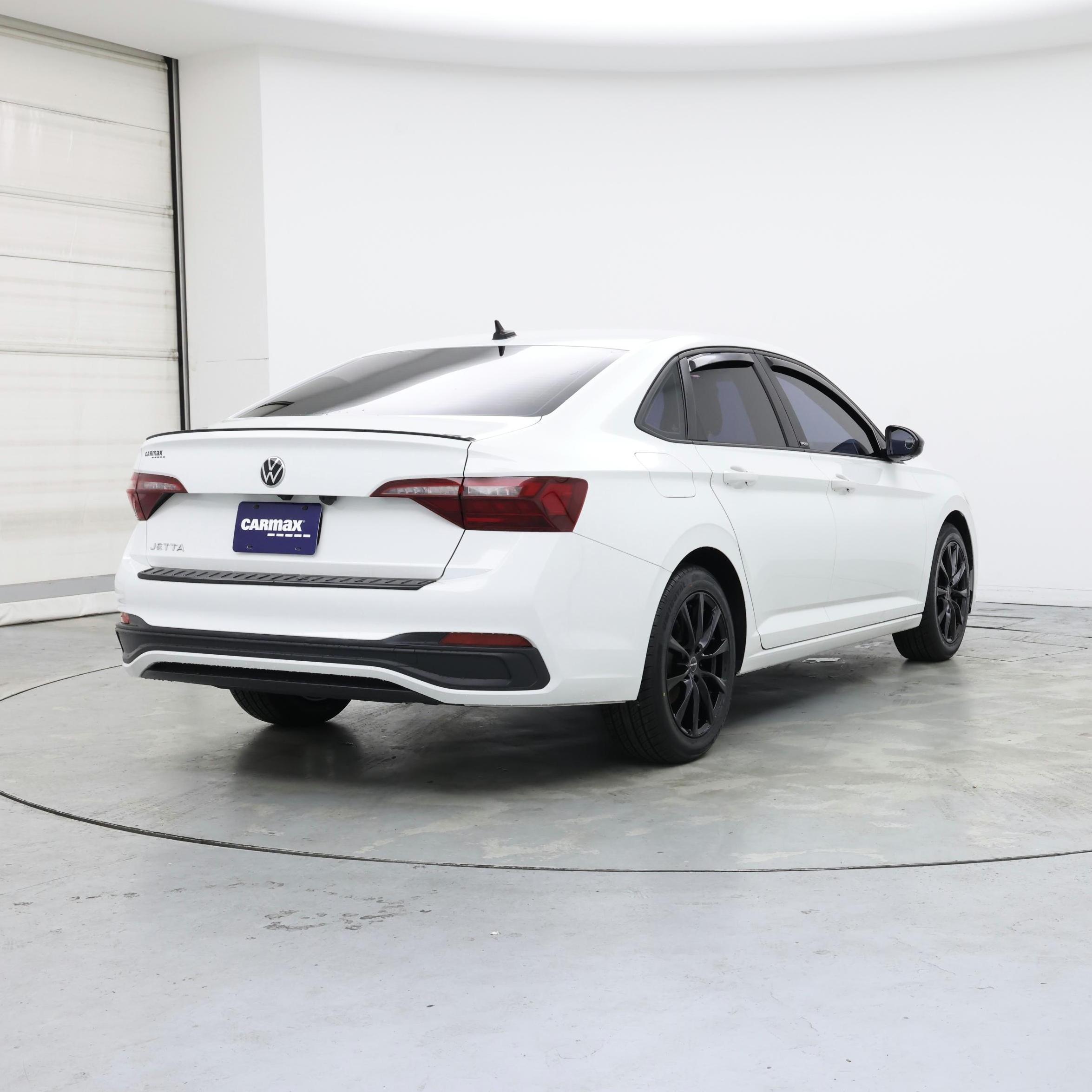 Thumbnail: 2023 Volkswagen Jetta - 8