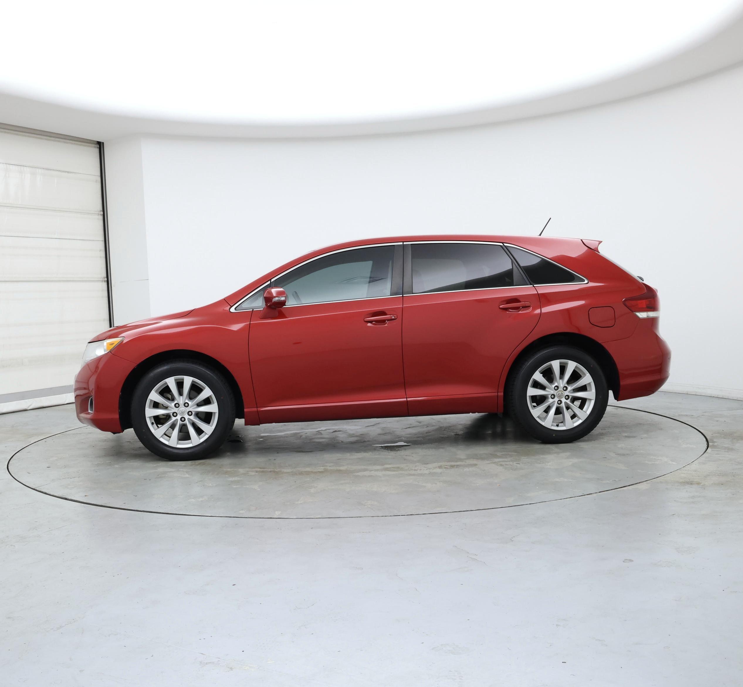 Thumbnail: 2013 Toyota Venza - 3