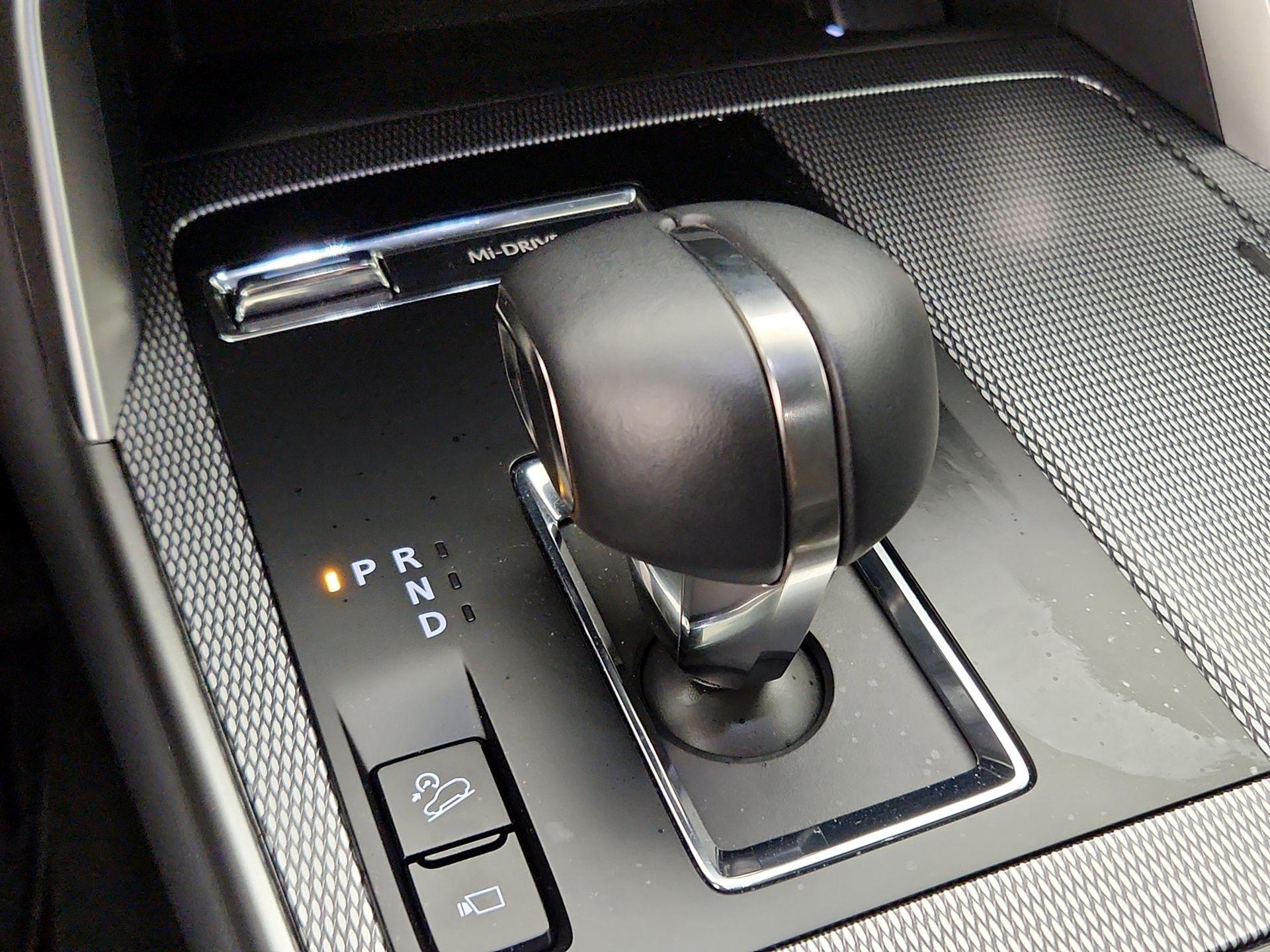 Thumbnail: 2025 Mazda CX-70 - 17