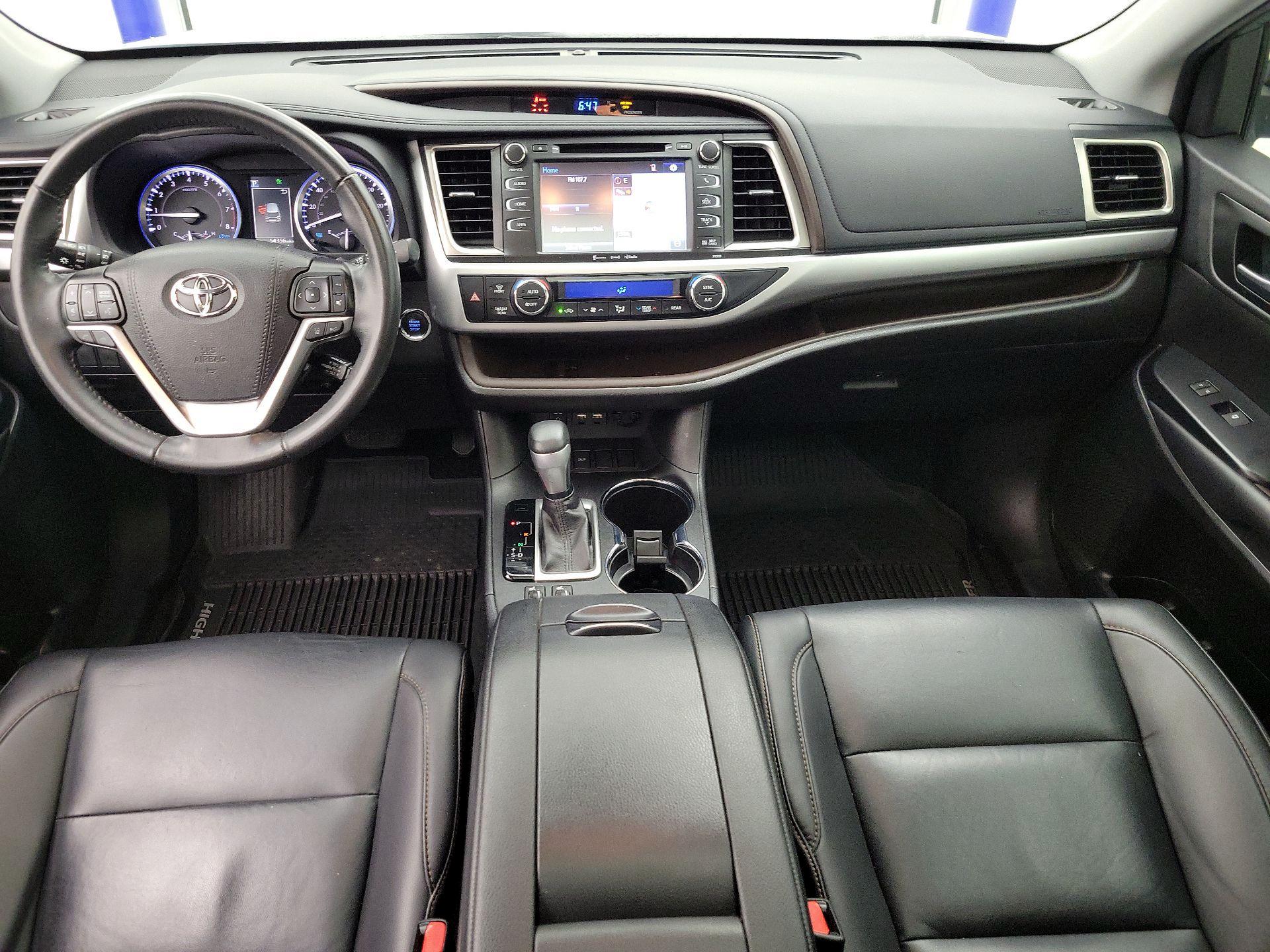Thumbnail: 2019 Toyota Highlander - 9