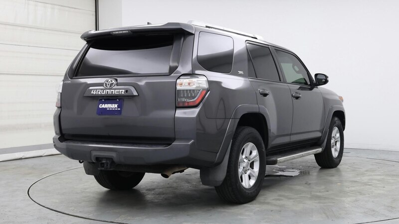 2019 Toyota 4Runner SR5 8