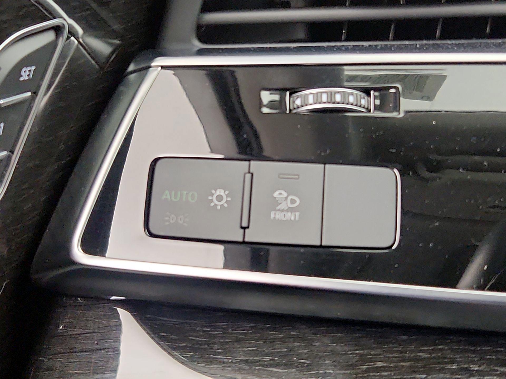 Thumbnail: 2022 Audi Q7 - 13