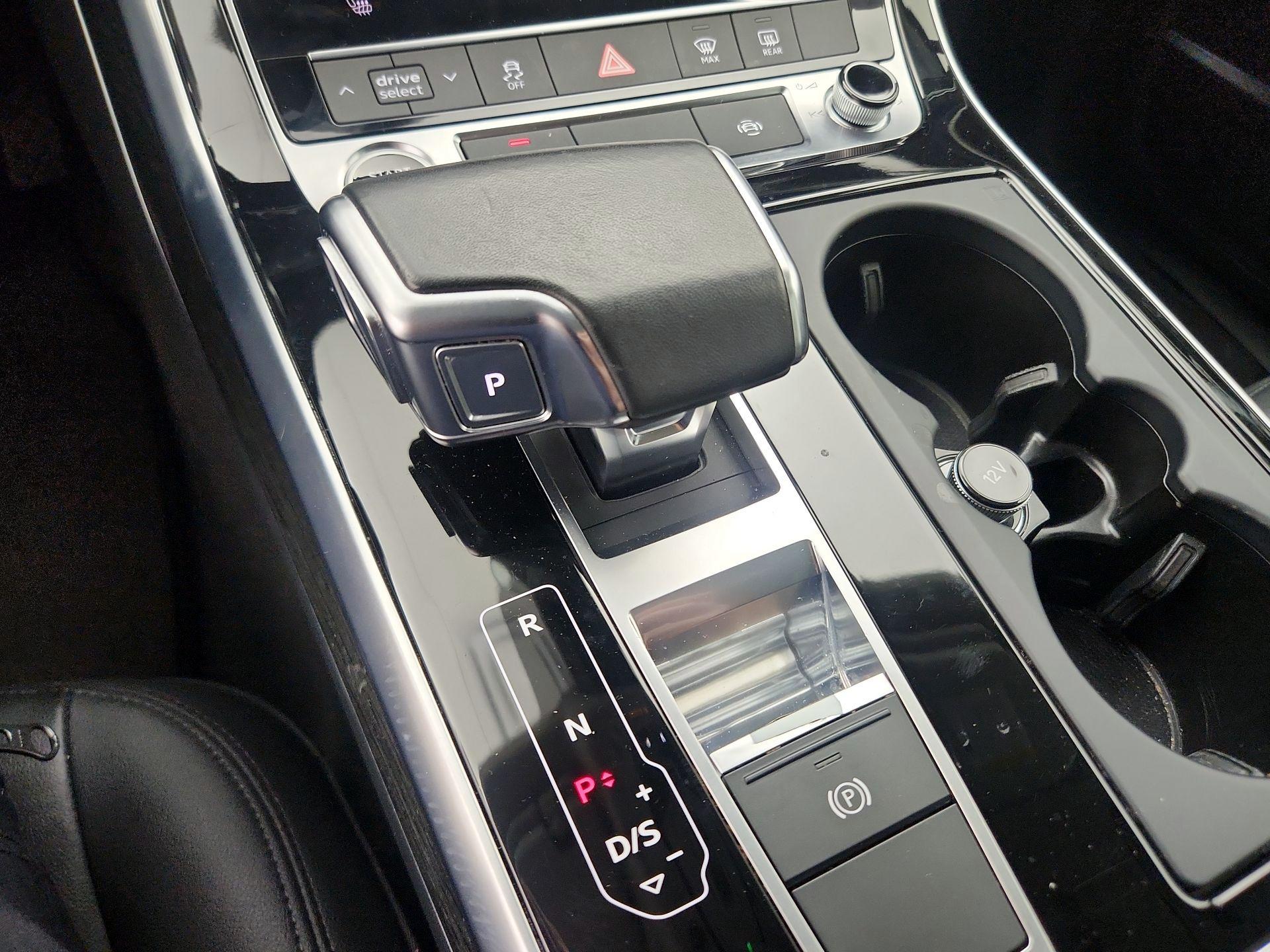 Thumbnail: 2022 Audi Q7 - 17