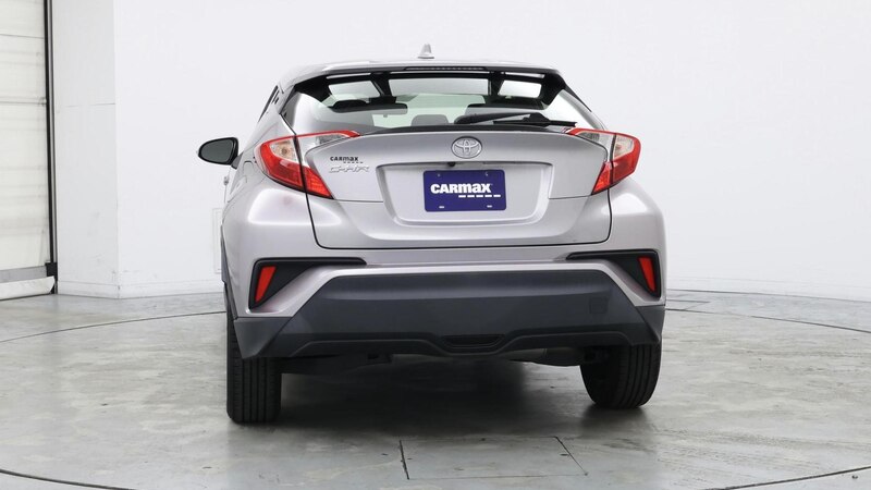 2020 Toyota C-HR LE 6