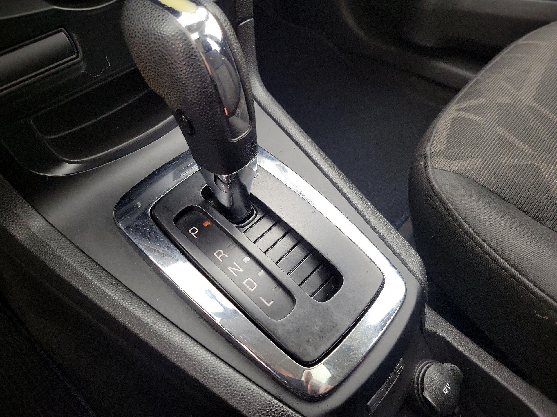 Thumbnail: 2013 Ford Fiesta - 16