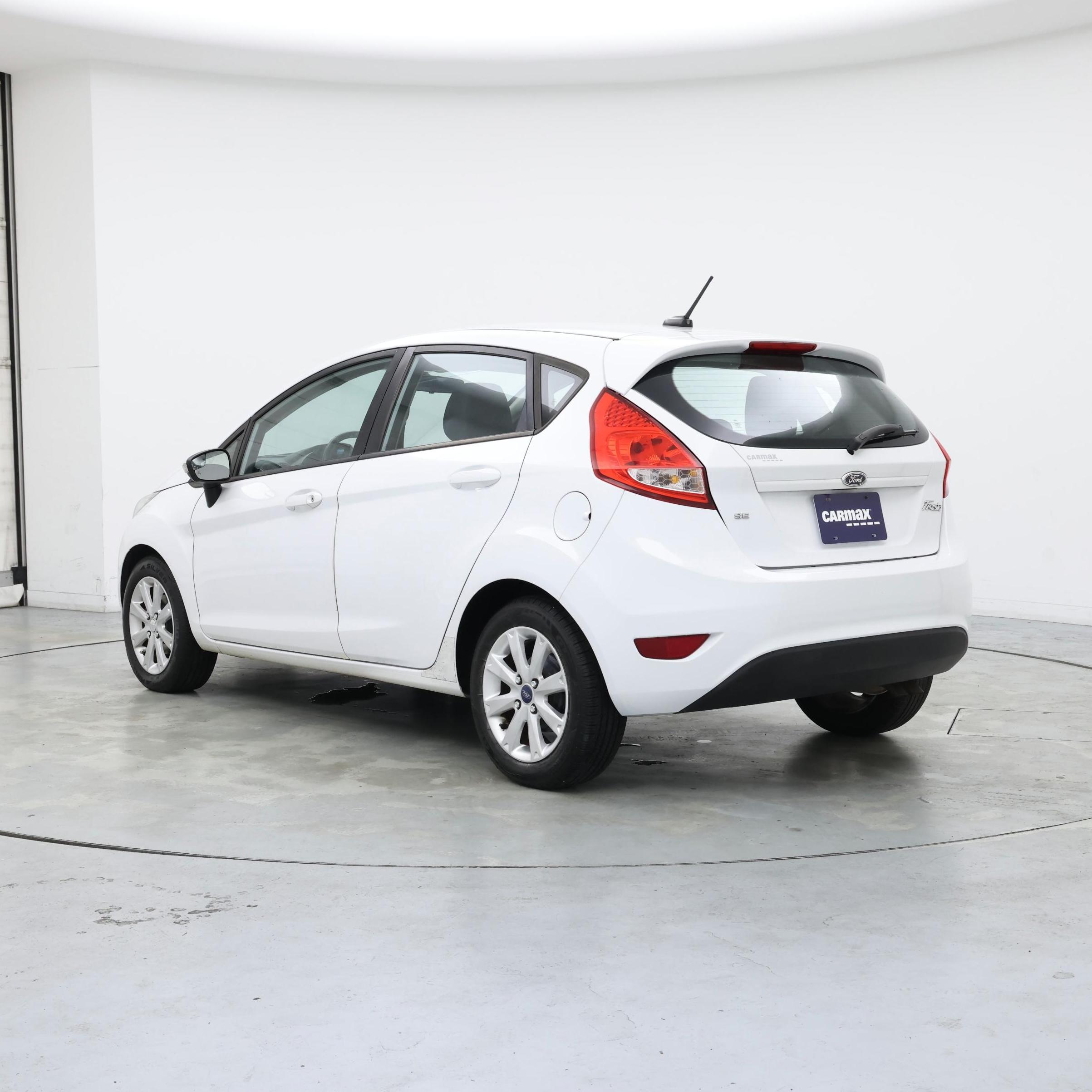 Thumbnail: 2013 Ford Fiesta - 2