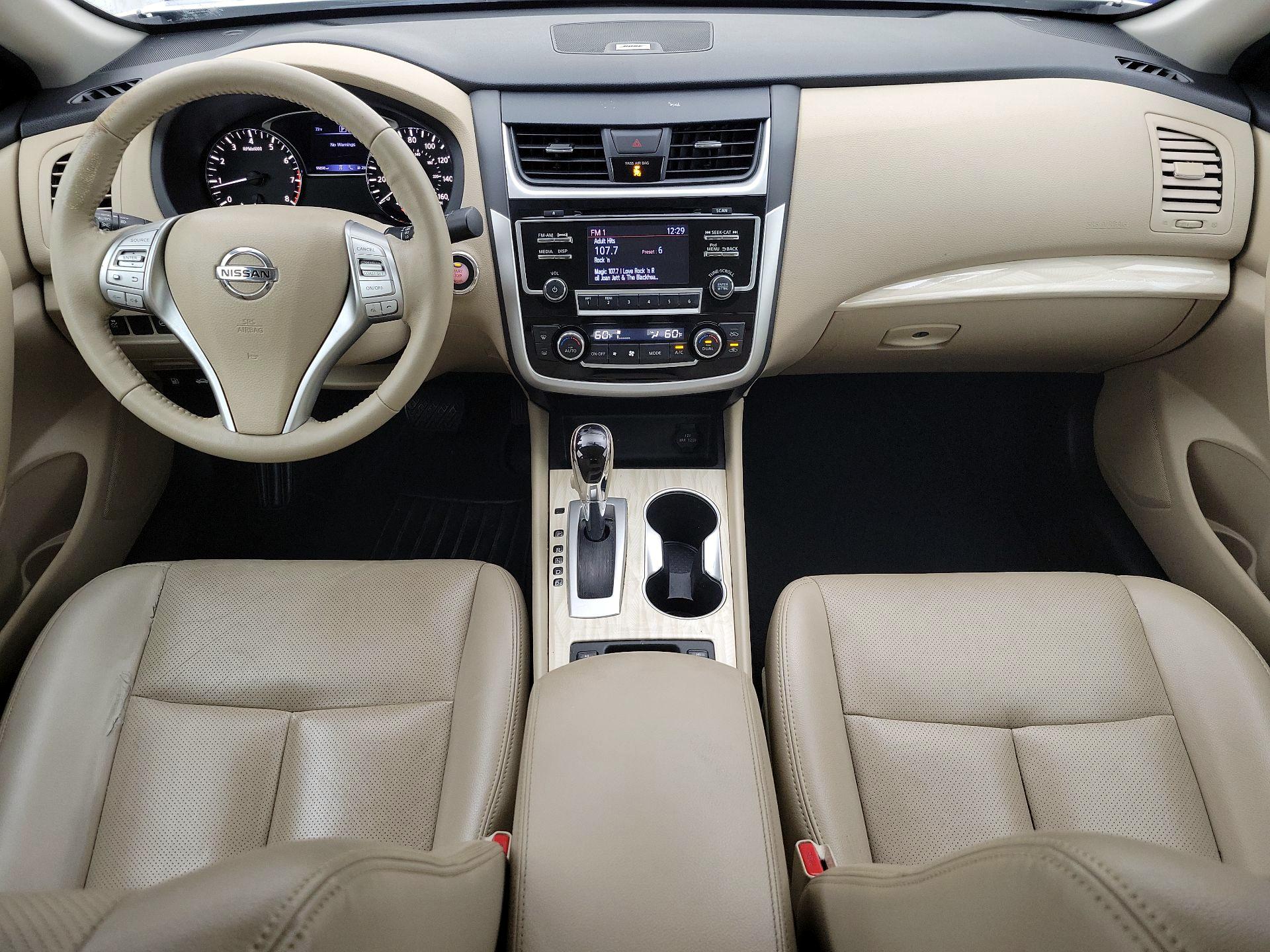 Thumbnail: 2018 Nissan Altima - 9