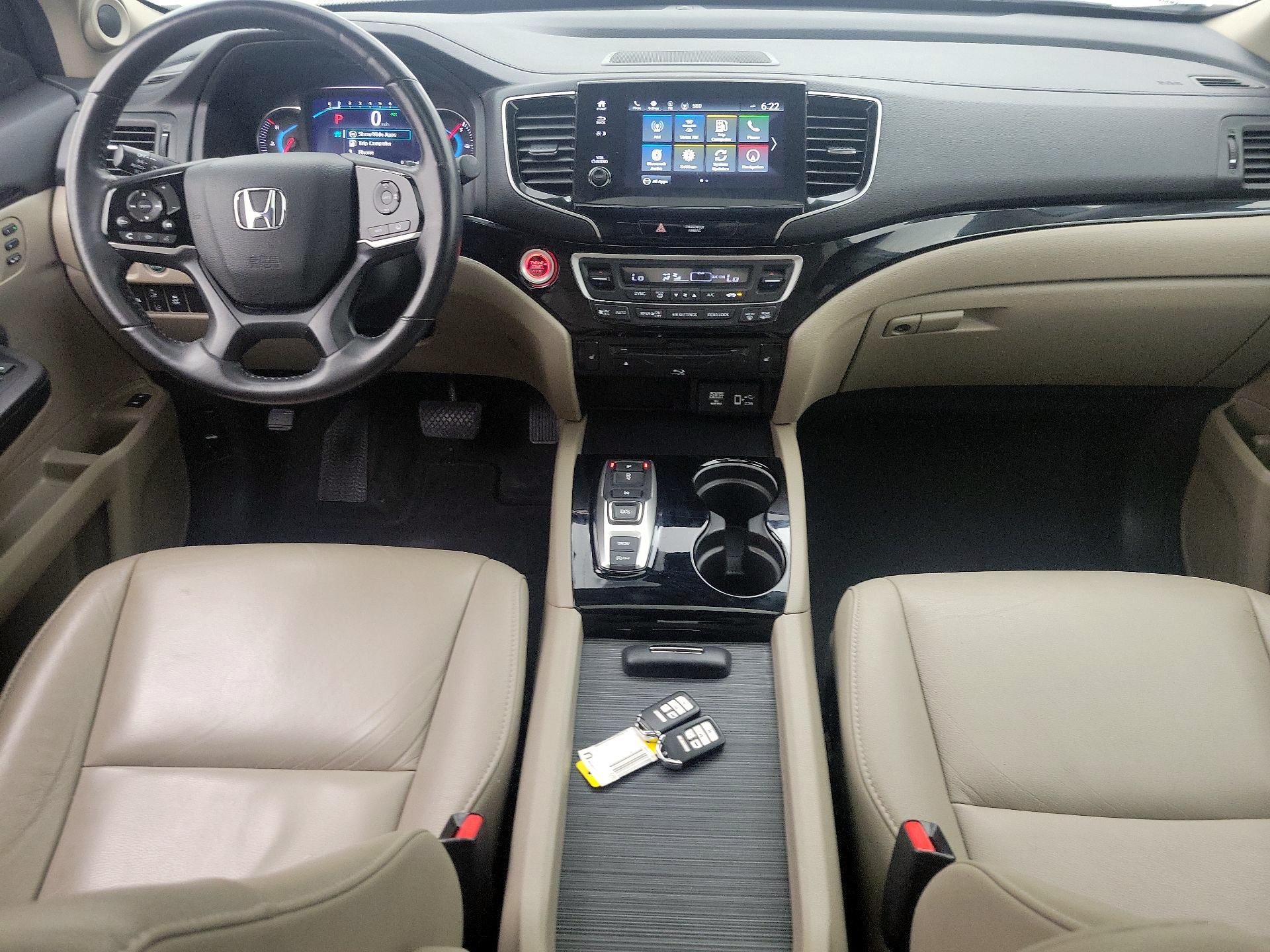 Thumbnail: 2019 Honda Pilot - 9