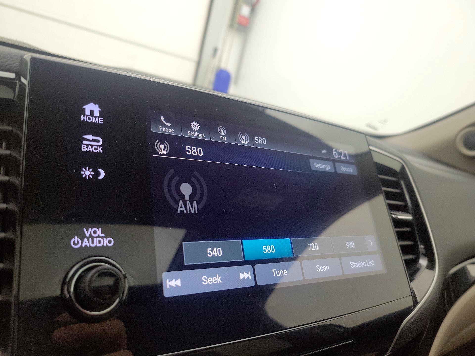 Thumbnail: 2019 Honda Pilot - 15
