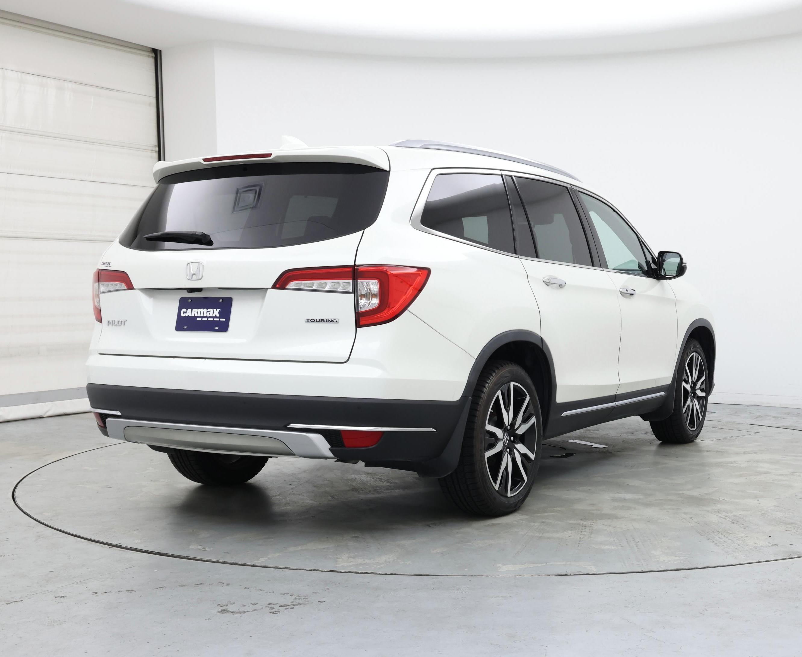 Thumbnail: 2019 Honda Pilot - 8
