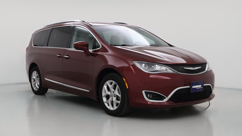 2017 Chrysler Pacifica  Hero Image