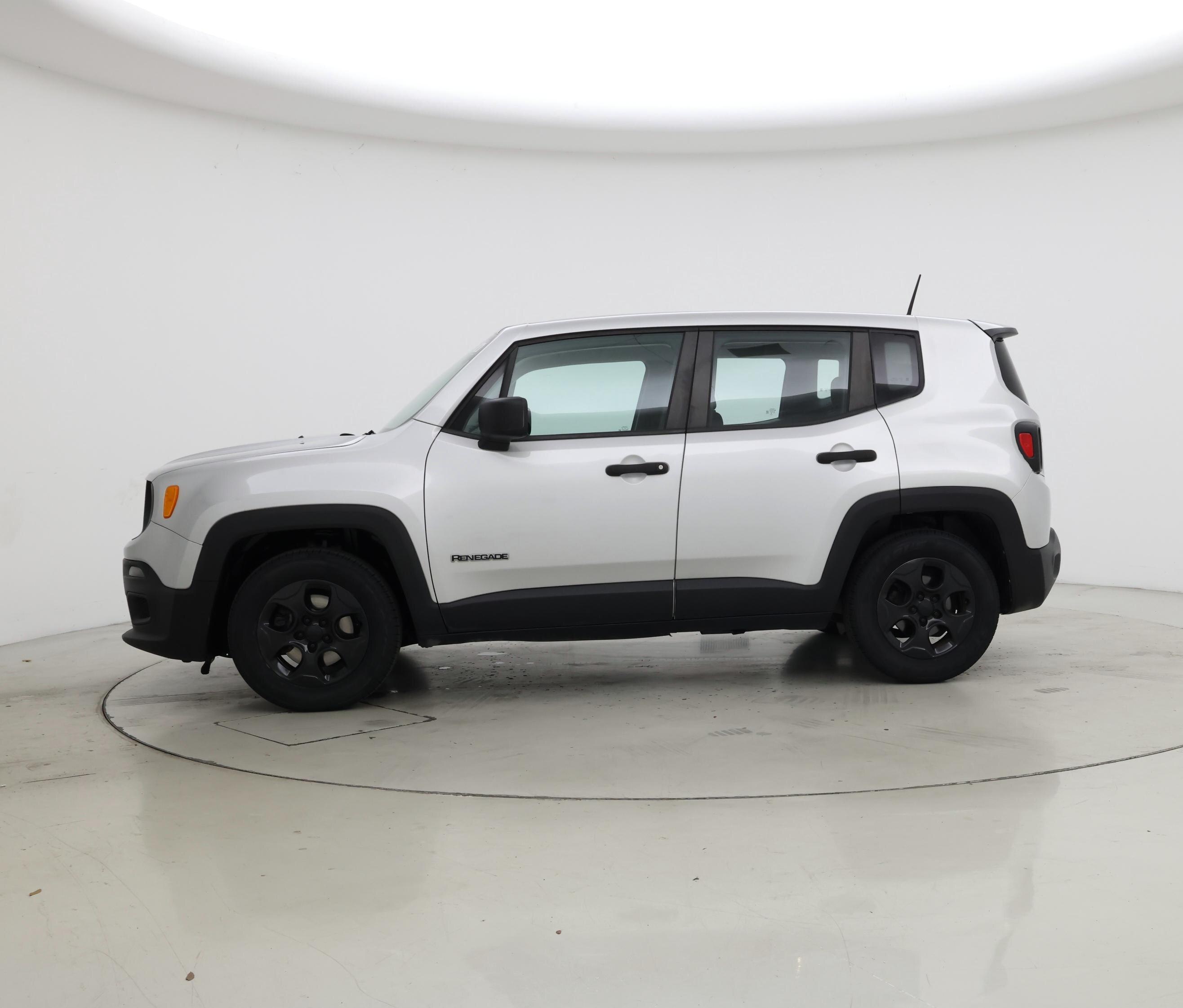Thumbnail: 2015 Jeep Renegade - 3