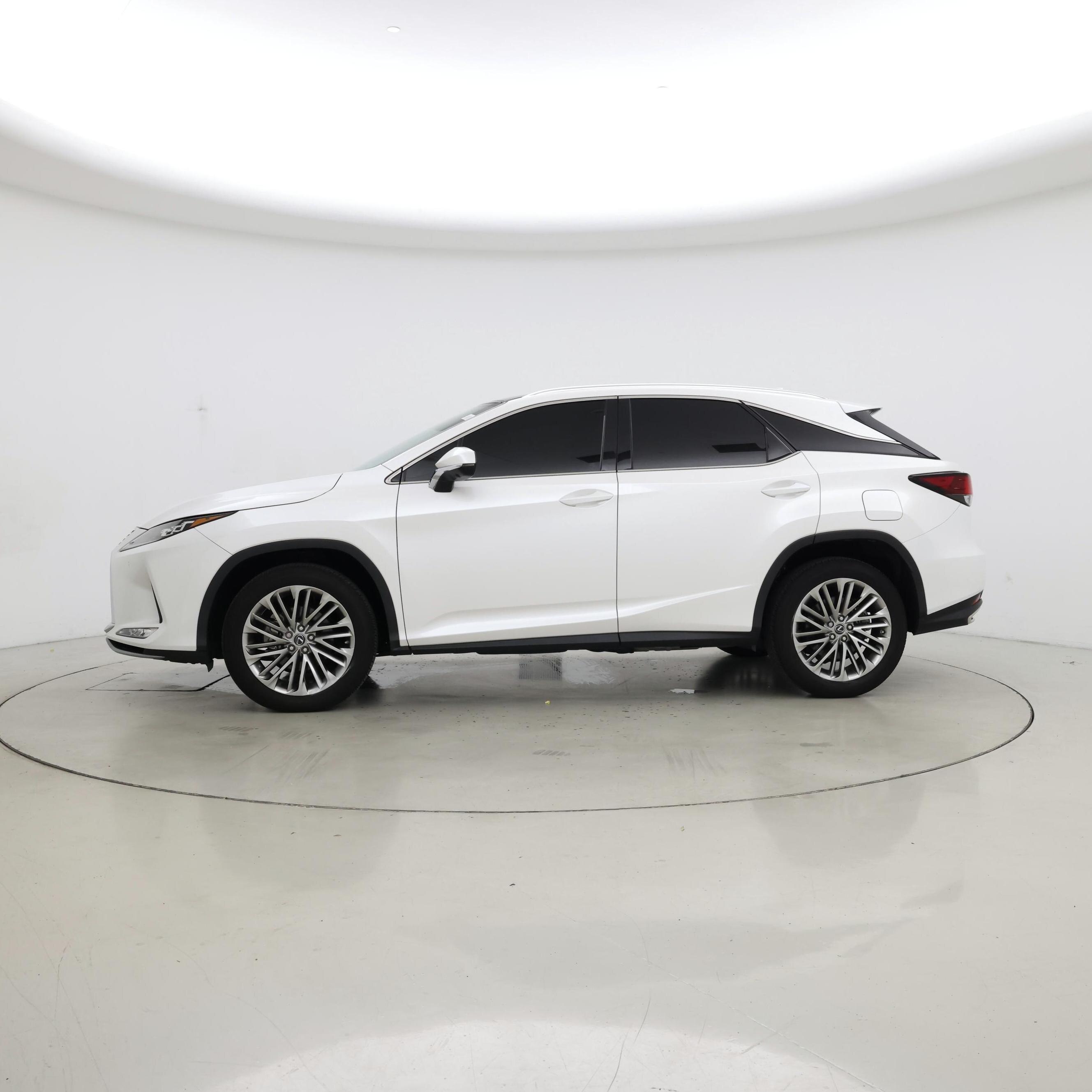 Thumbnail: 2021 Lexus RX - 3