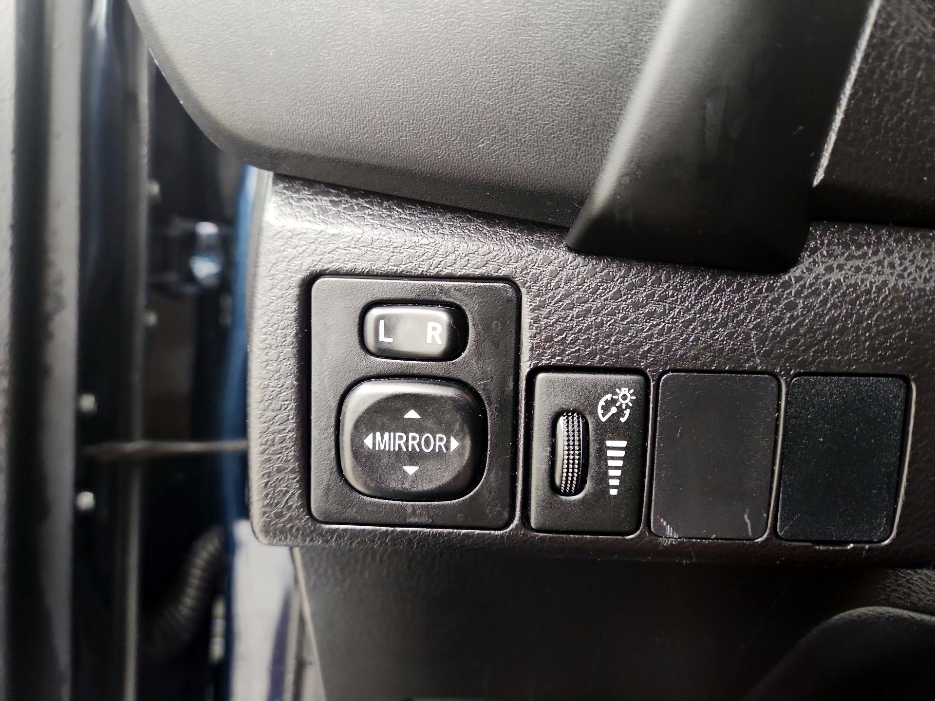 Thumbnail: 2019 Toyota Corolla - 13