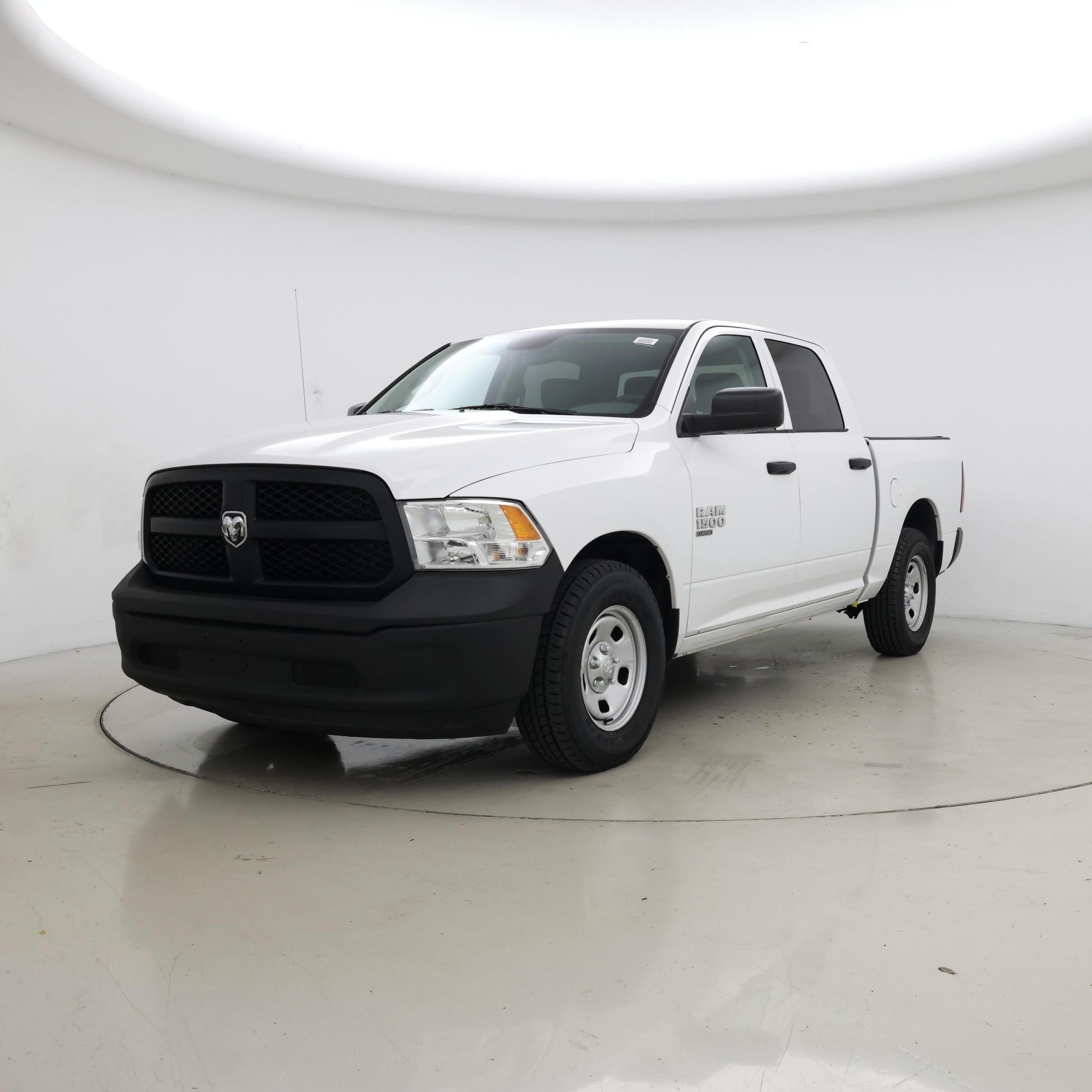 Thumbnail: 2020 RAM 1500 Classic - 4