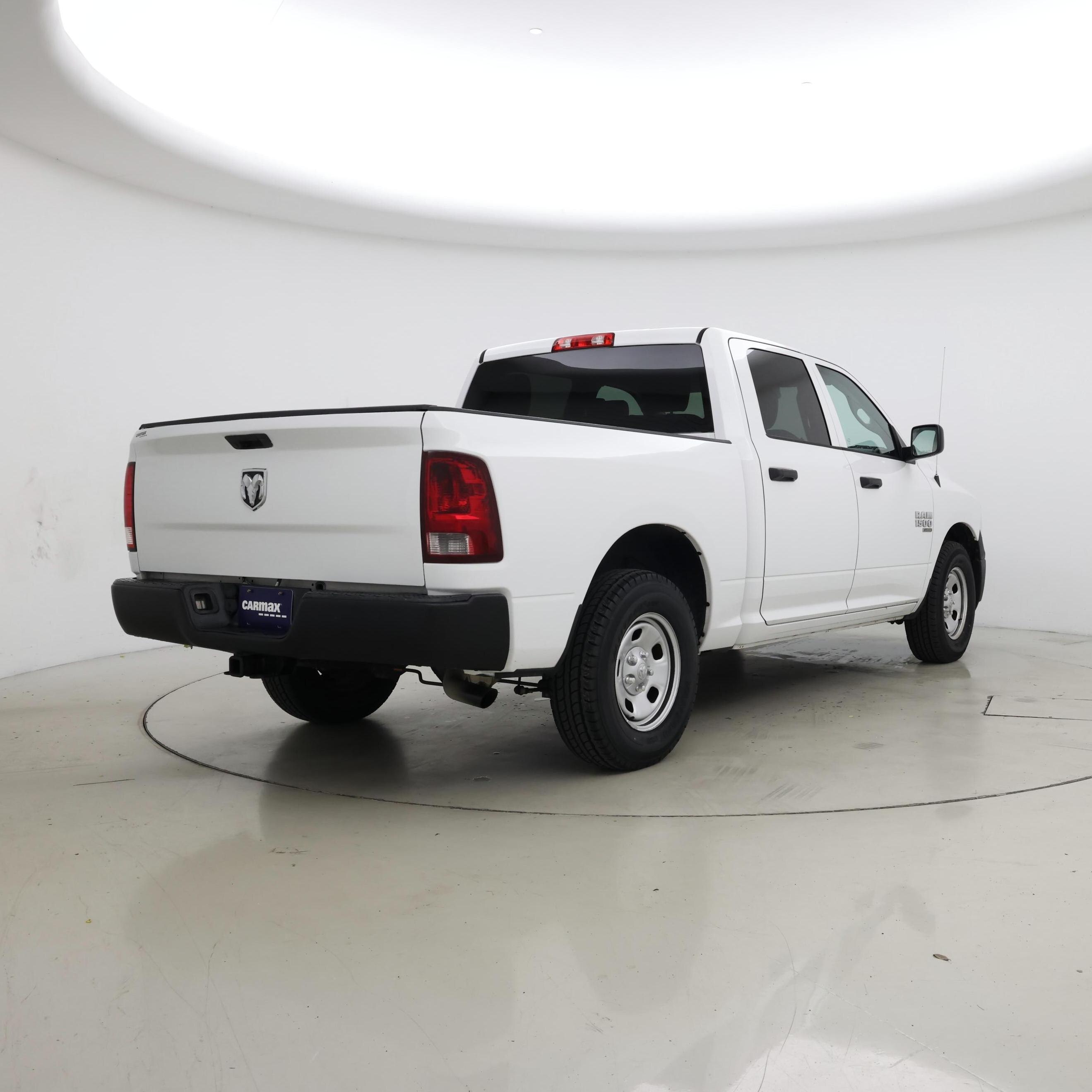 Thumbnail: 2020 RAM 1500 Classic - 8