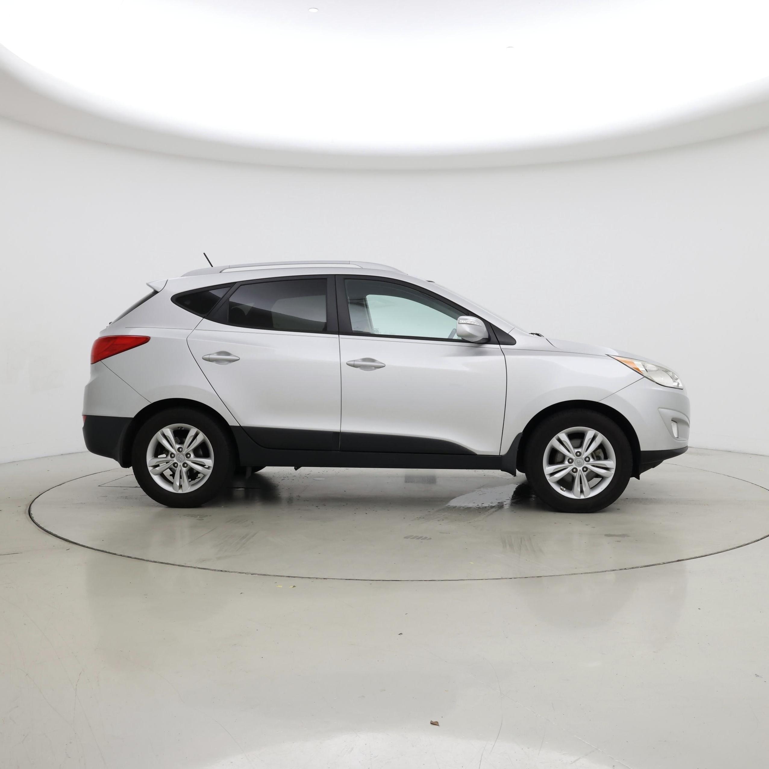 Thumbnail: 2013 Hyundai Tucson - 7