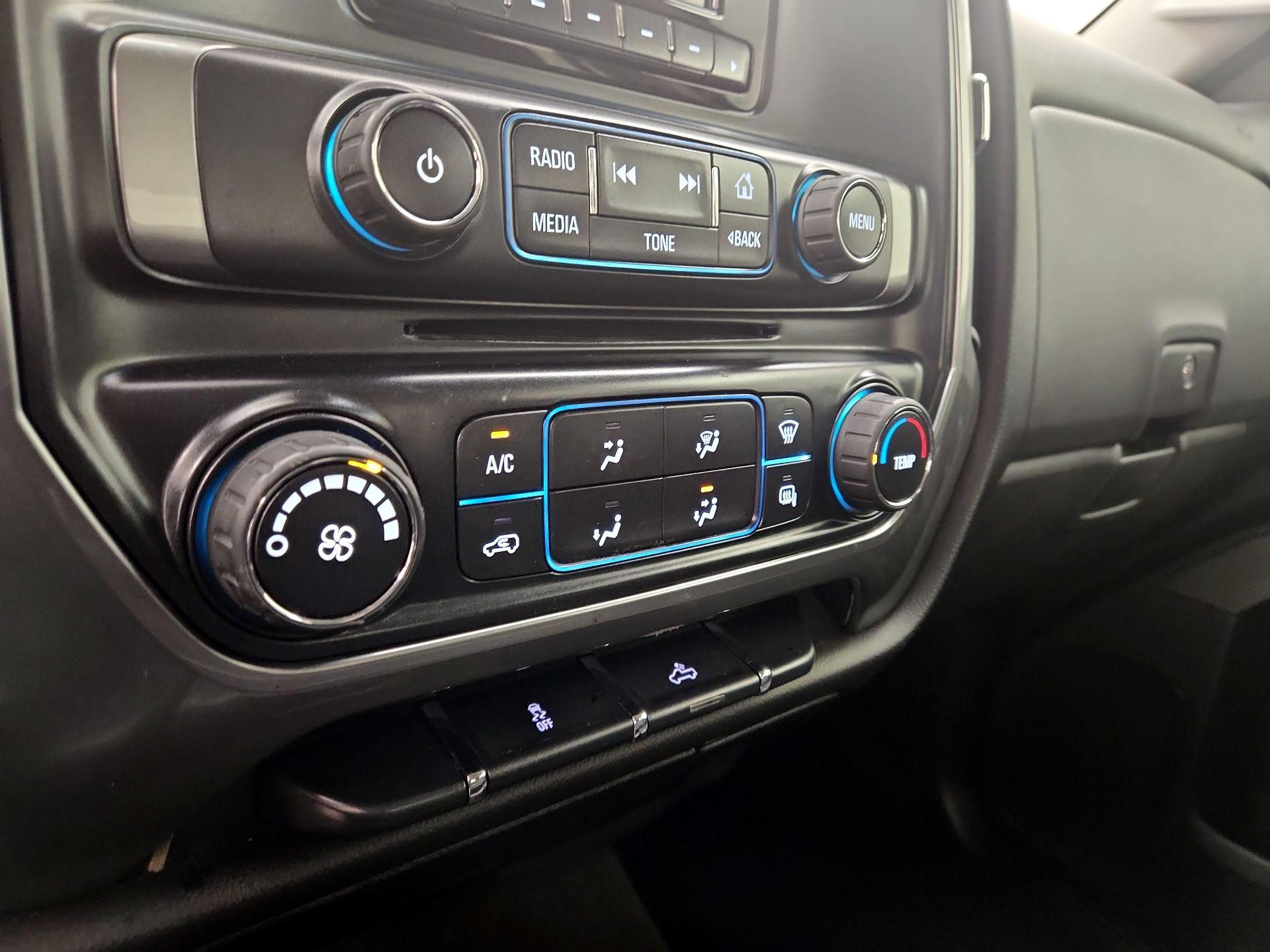 Thumbnail: 2015 Chevrolet Silverado 1500 - 15