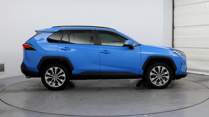 2021 Toyota RAV4 XLE Premium 7