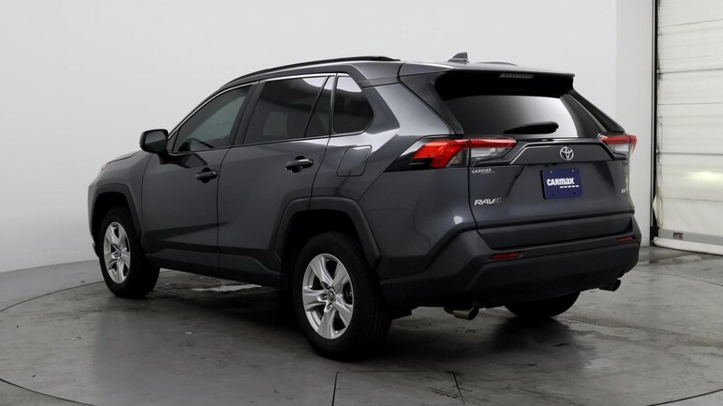 2019 Toyota RAV4 LE 2