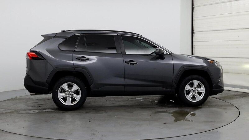 2019 Toyota RAV4 LE 7