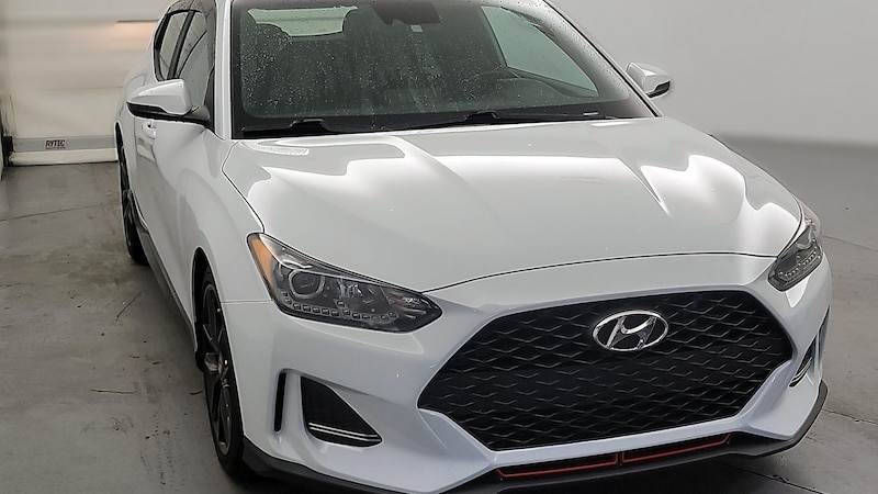 2019 Hyundai Veloster R-Spec Hero Image