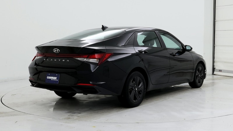 2021 Hyundai Elantra SEL 8