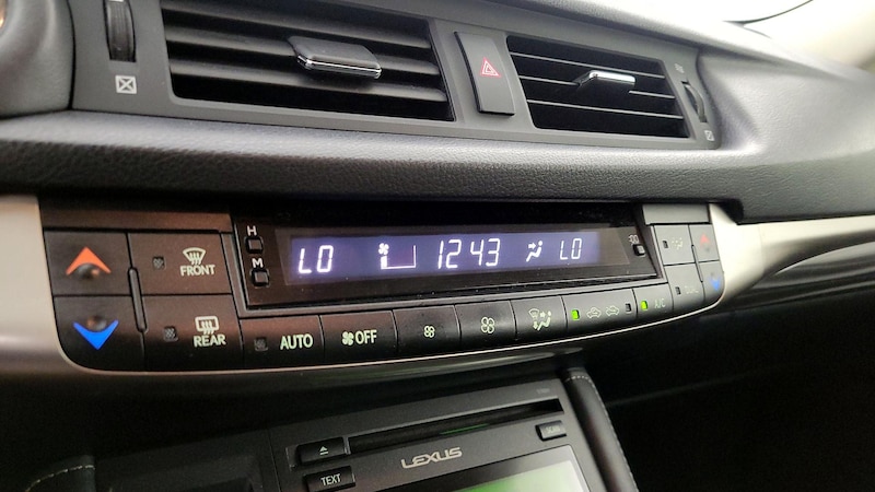 2014 Lexus CT 200h 16