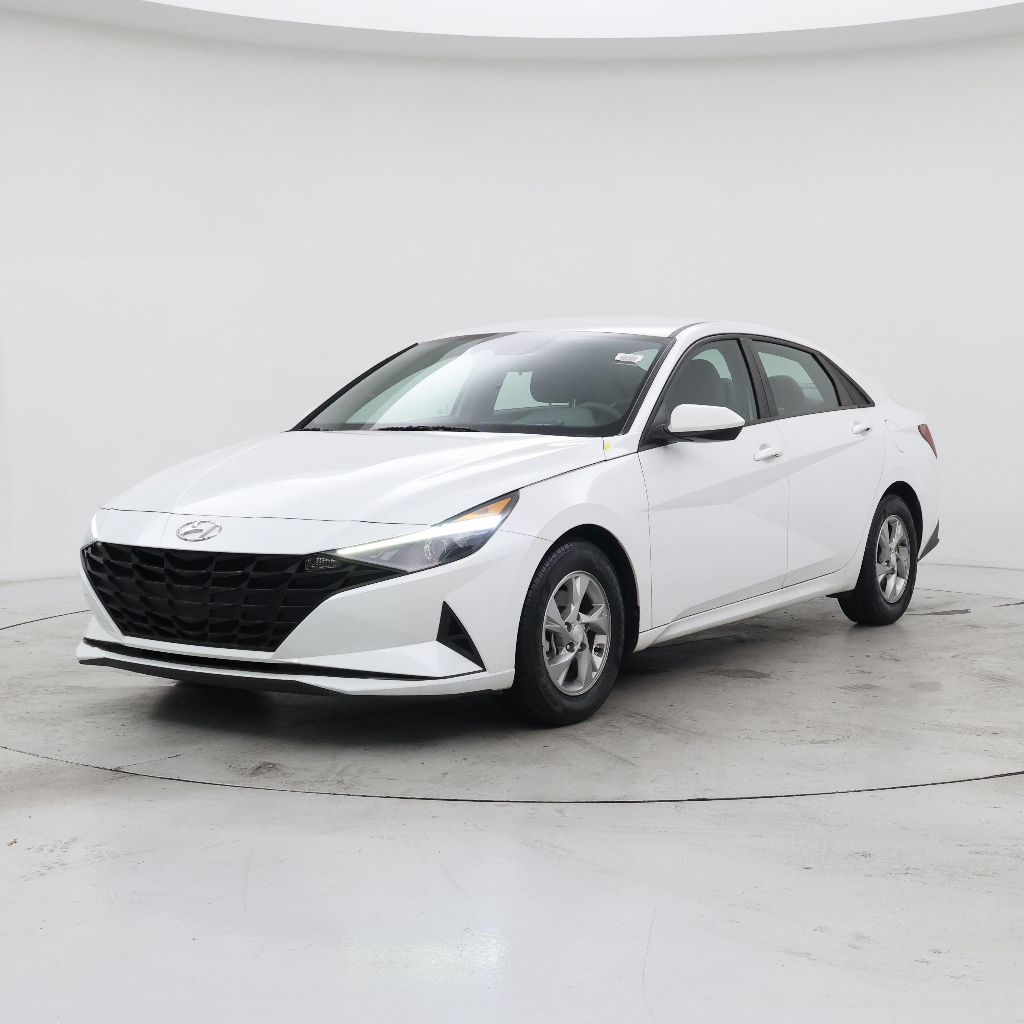Thumbnail: 2022 Hyundai Elantra - 4