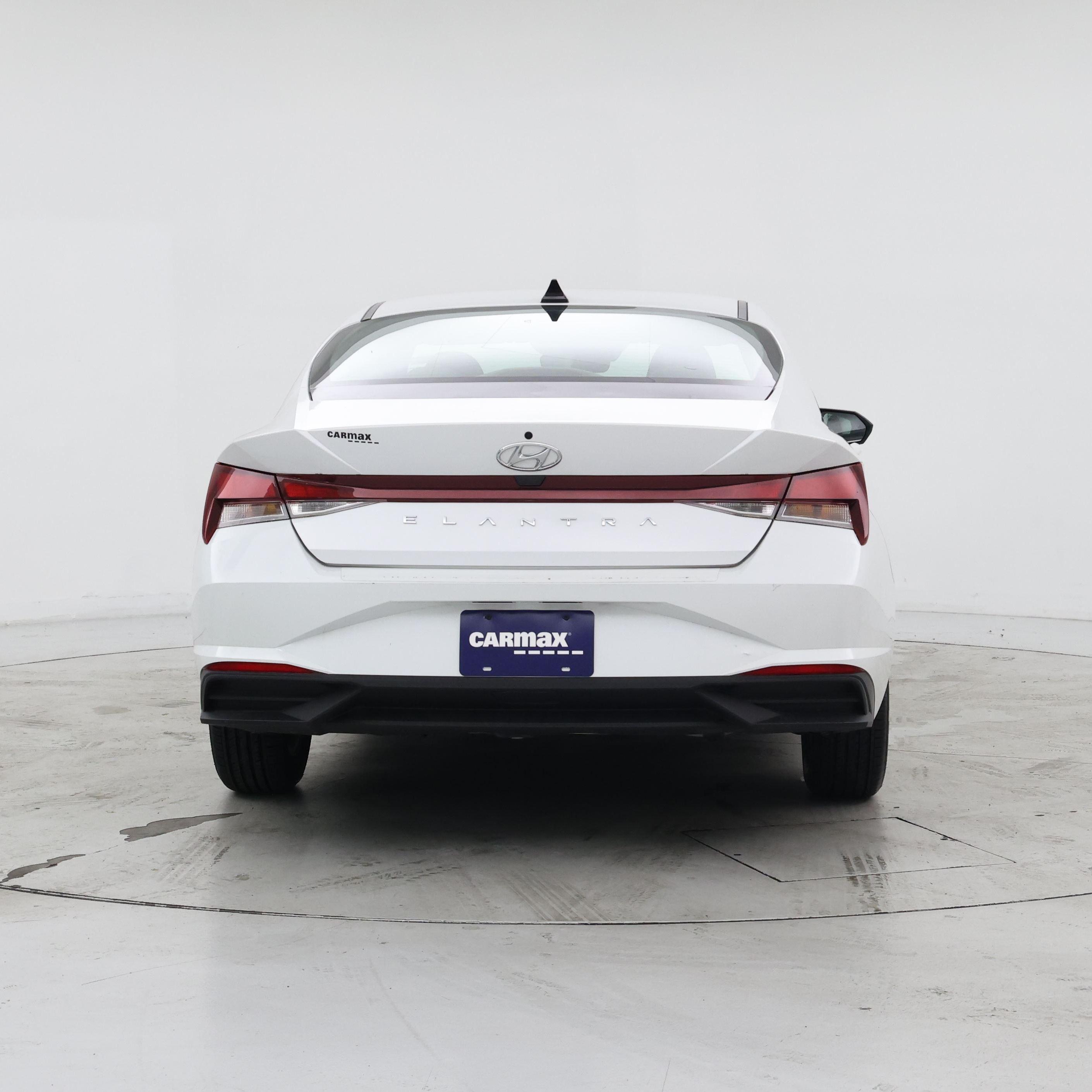 Thumbnail: 2022 Hyundai Elantra - 6